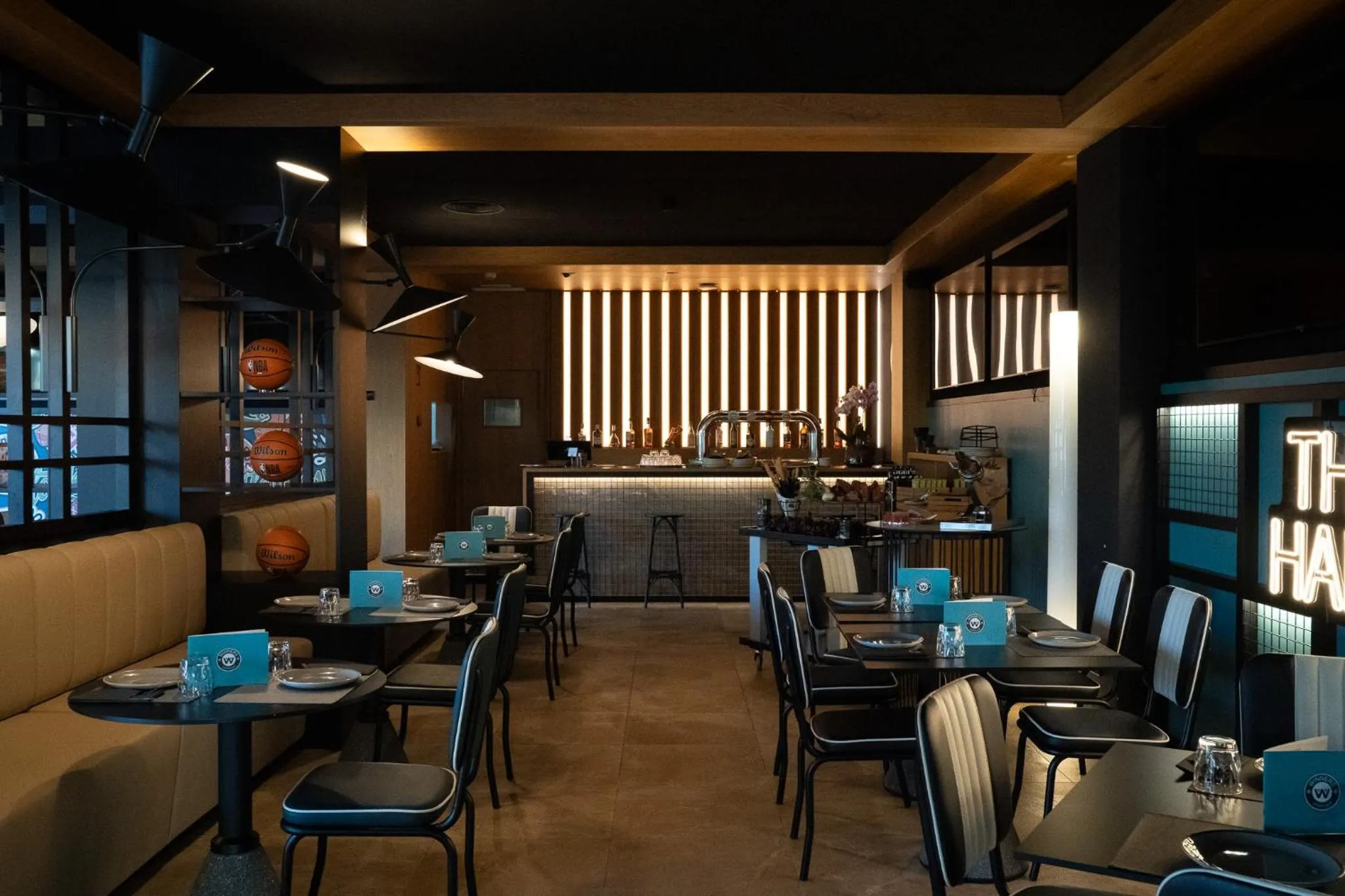 Restaurant/places to eat in Prinsotel La Dorada & Spa