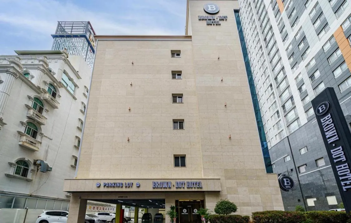 Gwangju Brown Dot Cheomdan