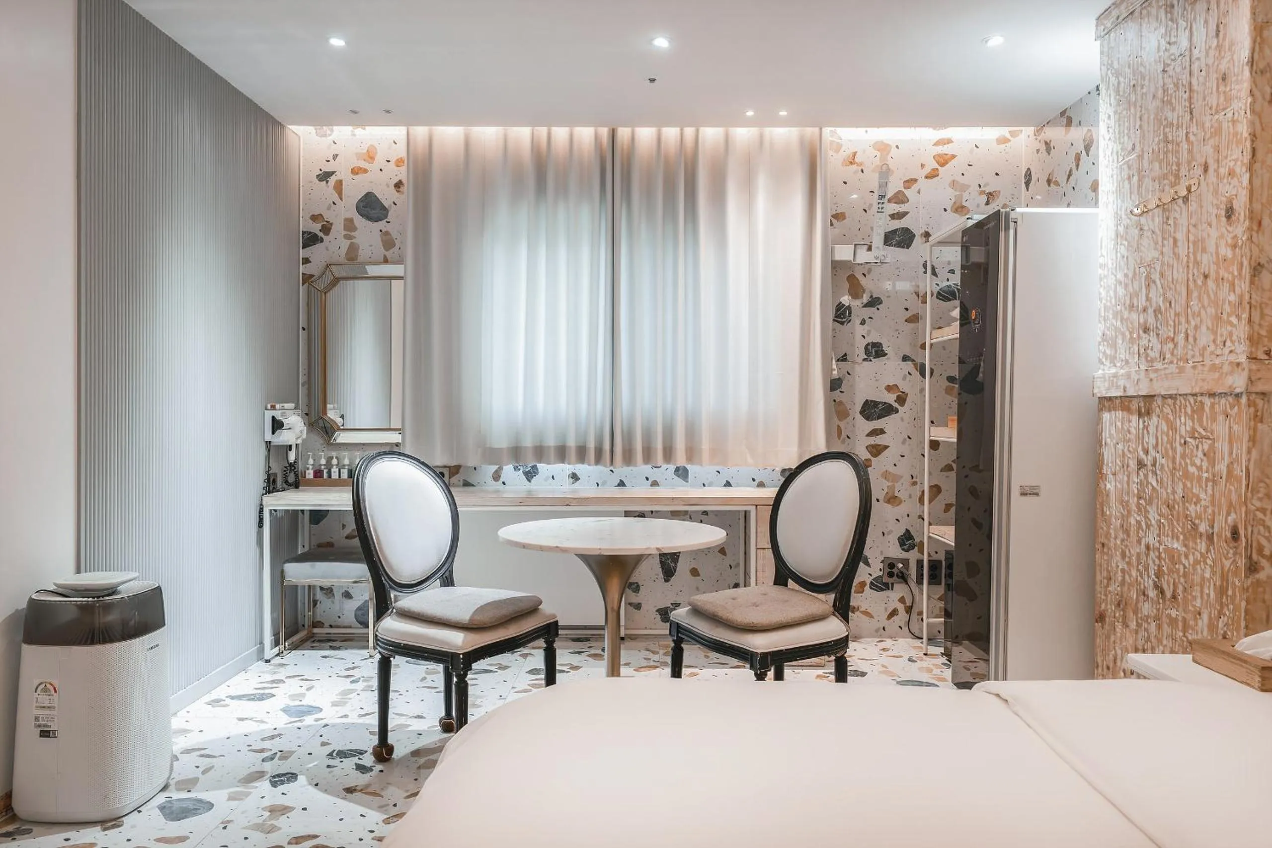 Property building, Bed in Daegu February Hotel Lions Park