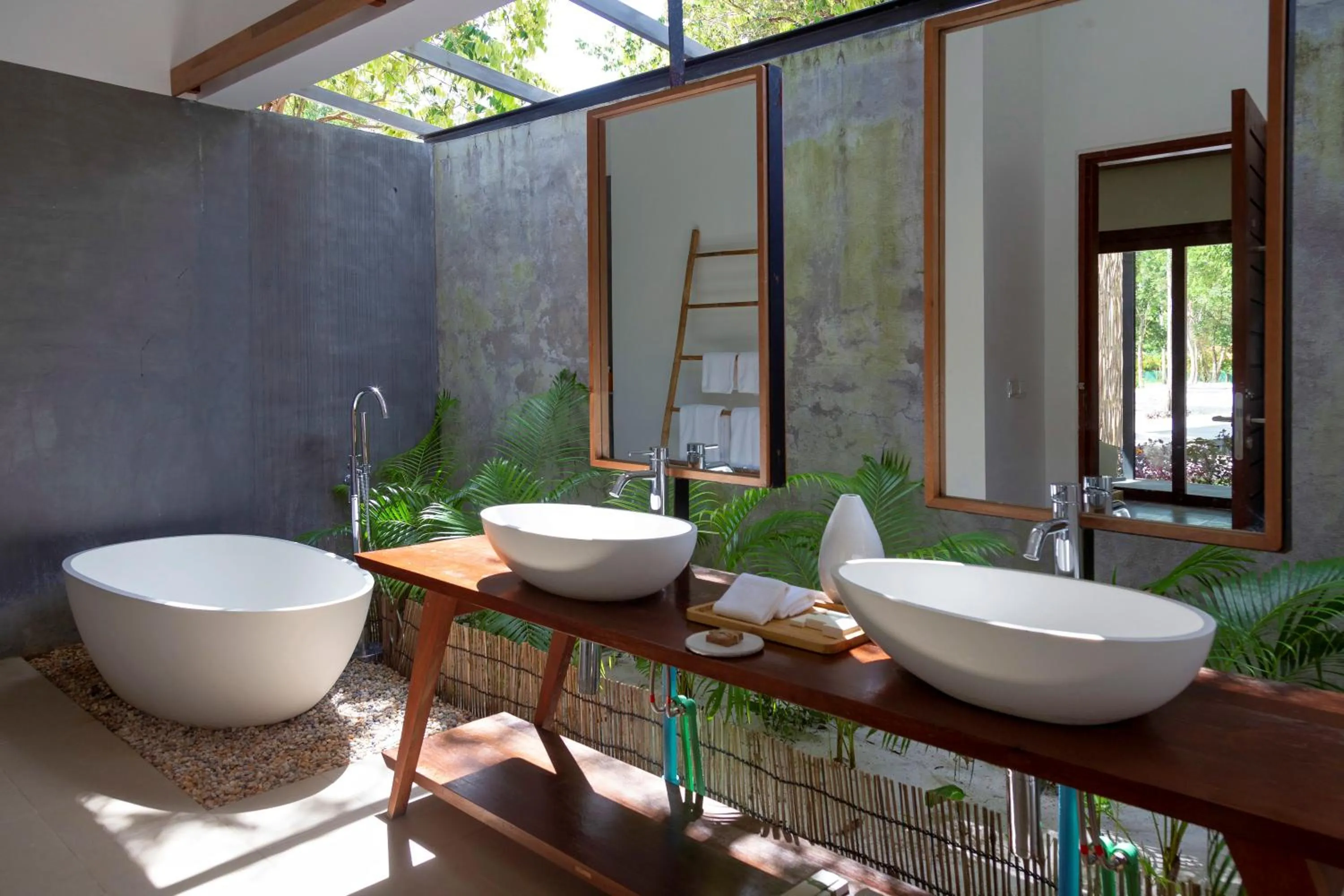 Bathroom in ISLAND CENTER POINT