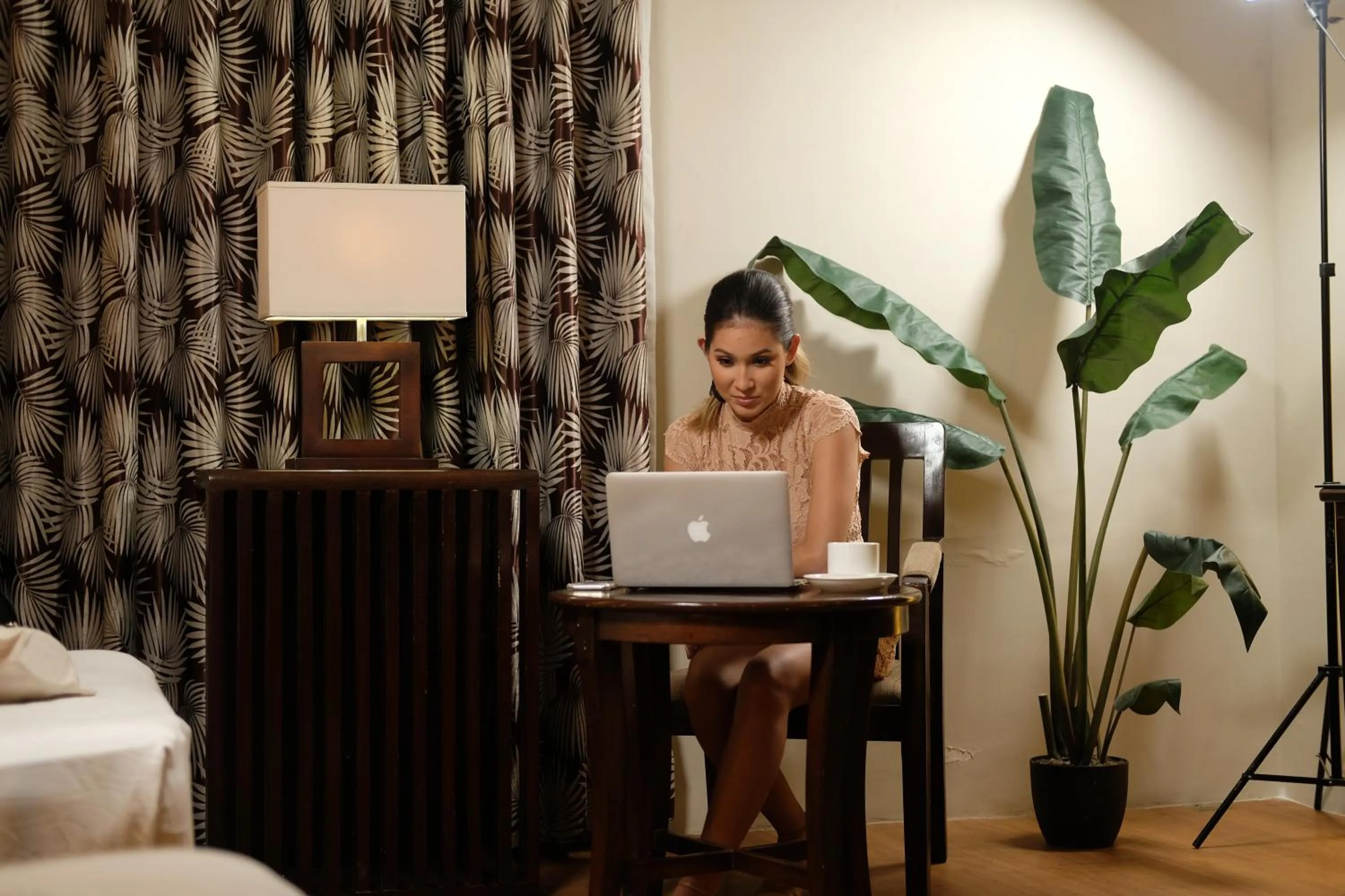 hair dresser in Cebu Century Plaza Hotel
