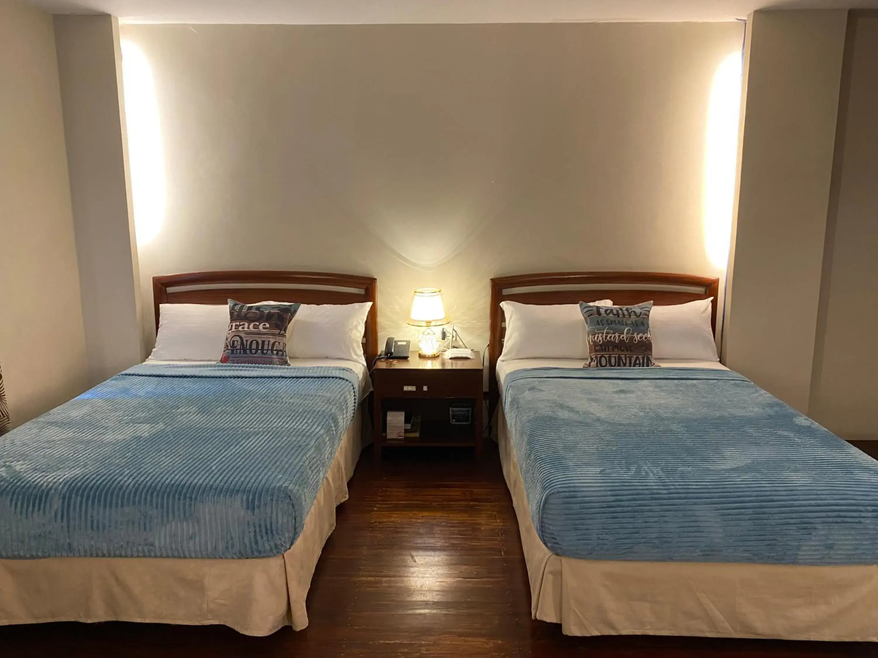 Bed in Cebu Century Plaza Hotel Bed in Cebu Century Plaza Hotel