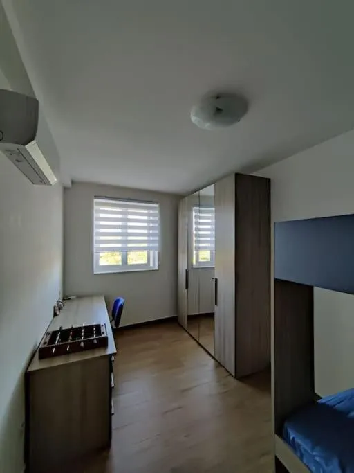 Luxurious 2 bedroom apartment with country view