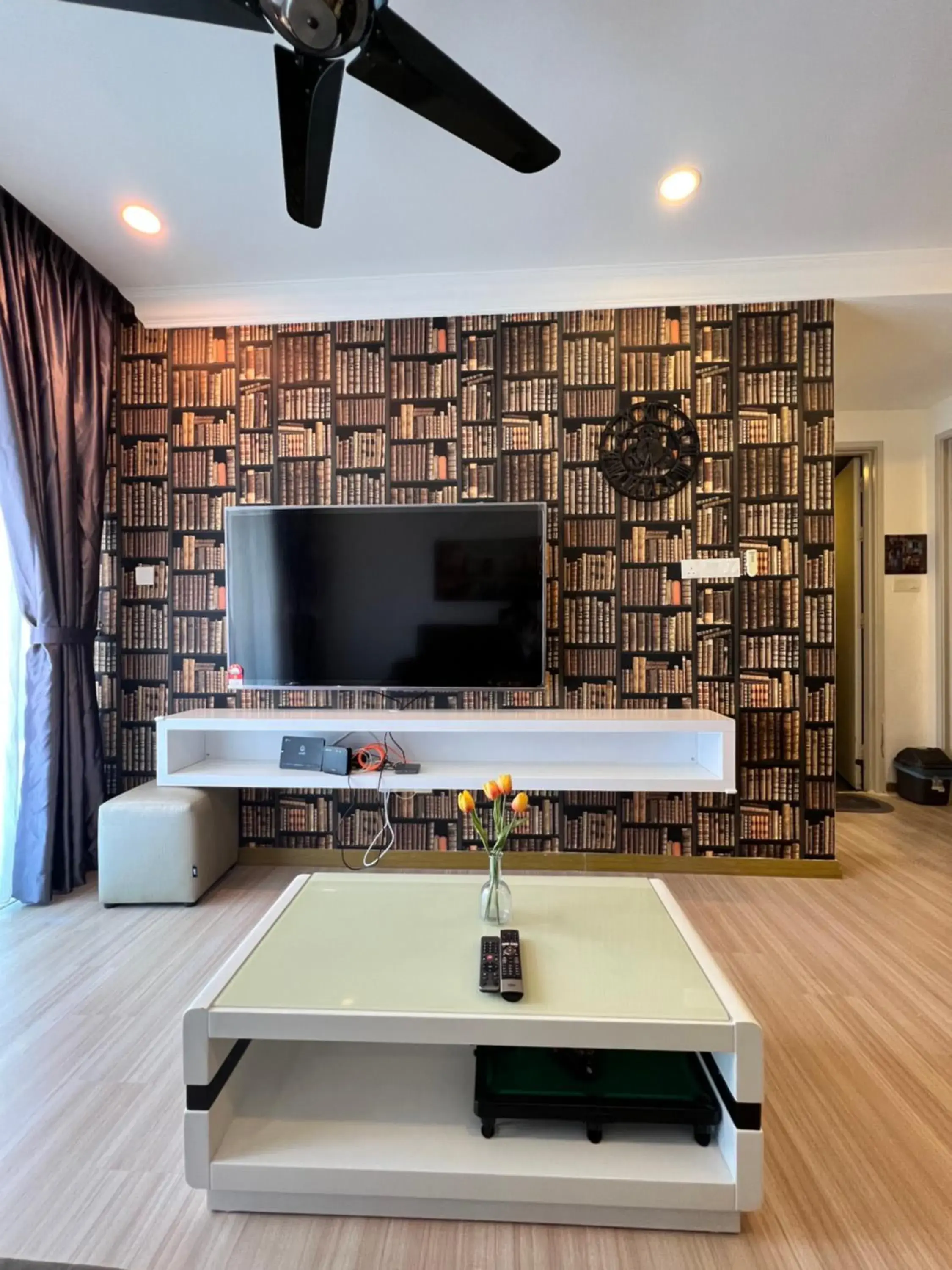 Deluxe Suite with Sea View in Penthouse Melaka by BeWiseley Deluxe Suite with Sea View in Penthouse Melaka by BeWiseley