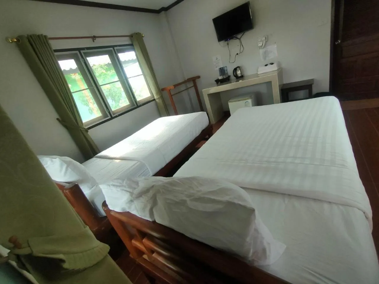 Bed in Chatchawan Resort