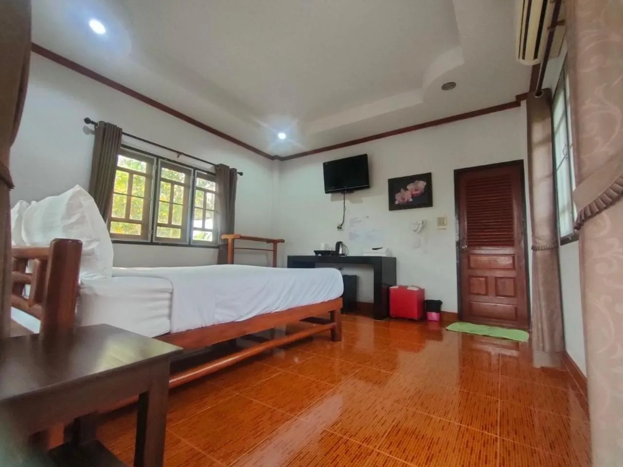 TV and multimedia in Chatchawan Resort