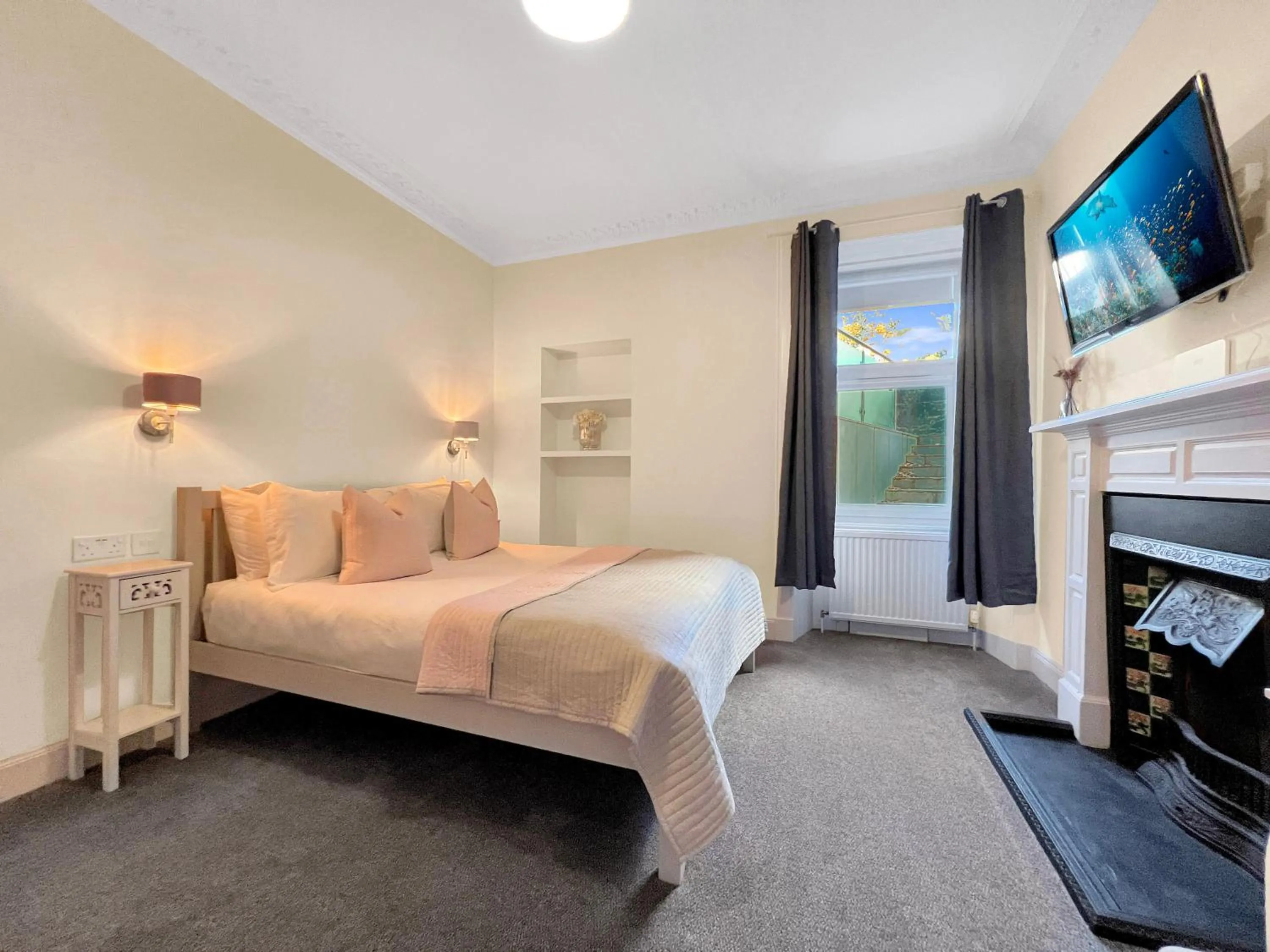 Bed in No.3 The Villa