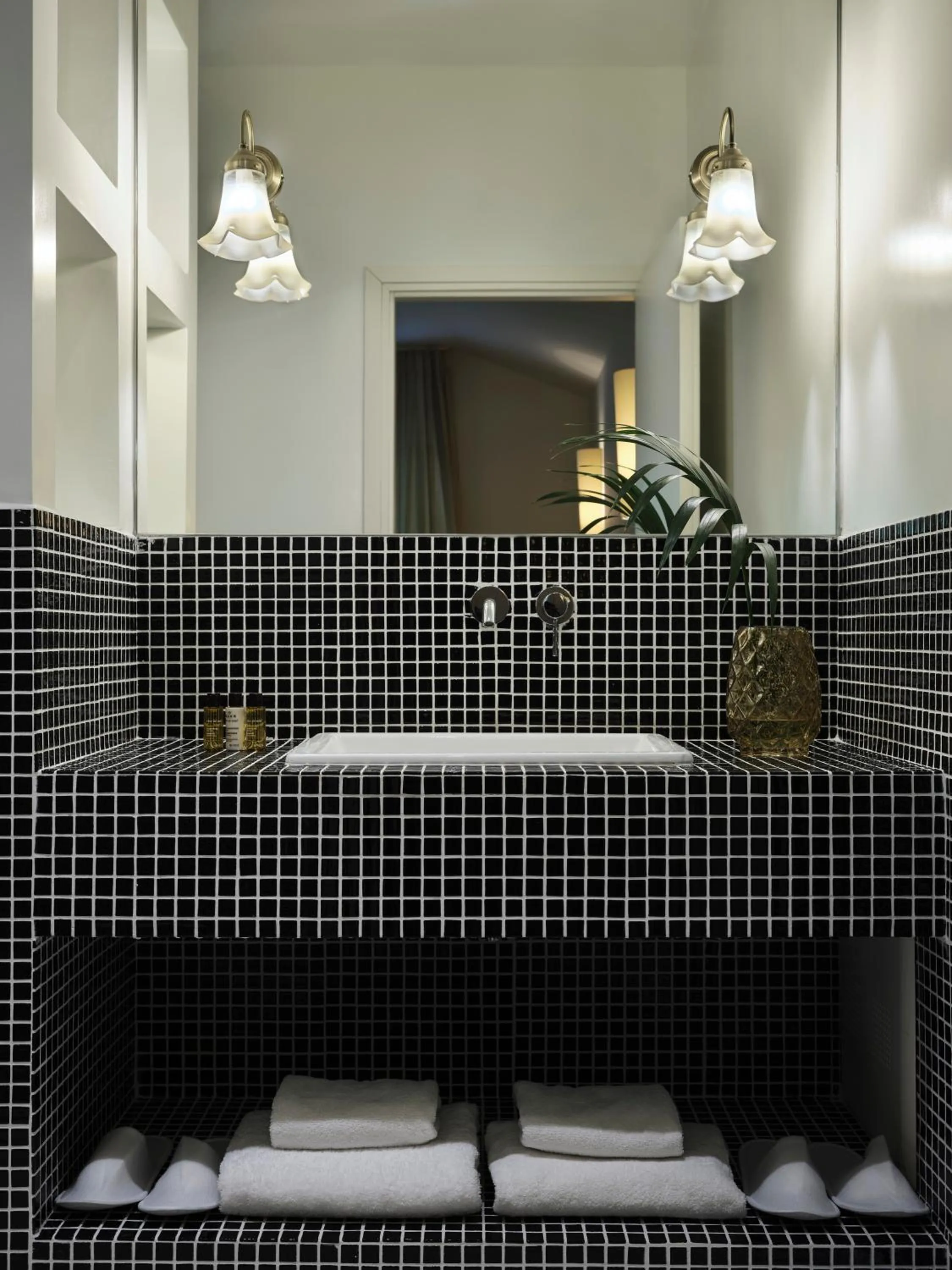 Bathroom in Apollo Palm Hotel