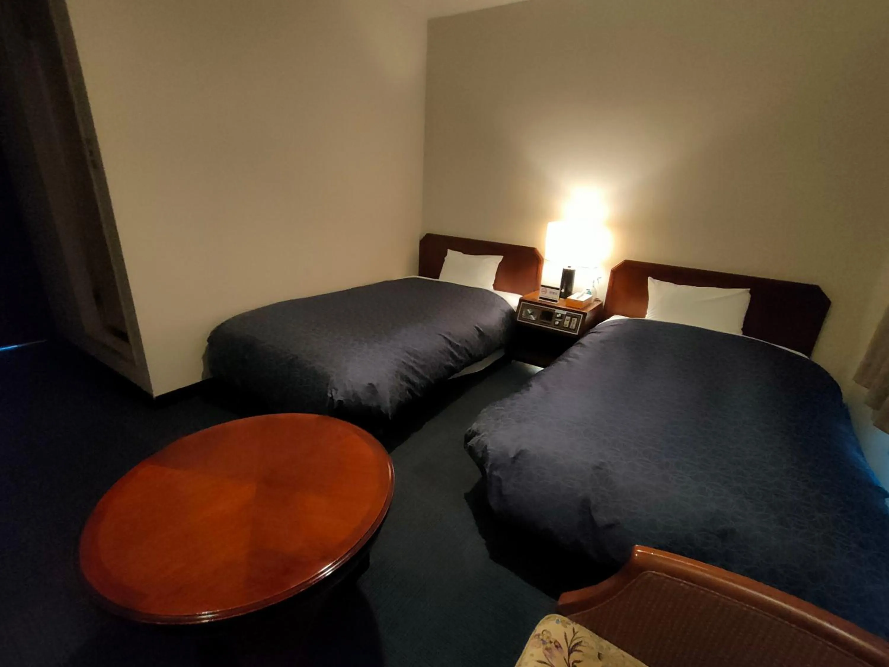 Photo of the whole room, Bed in Inuyama City Hotel