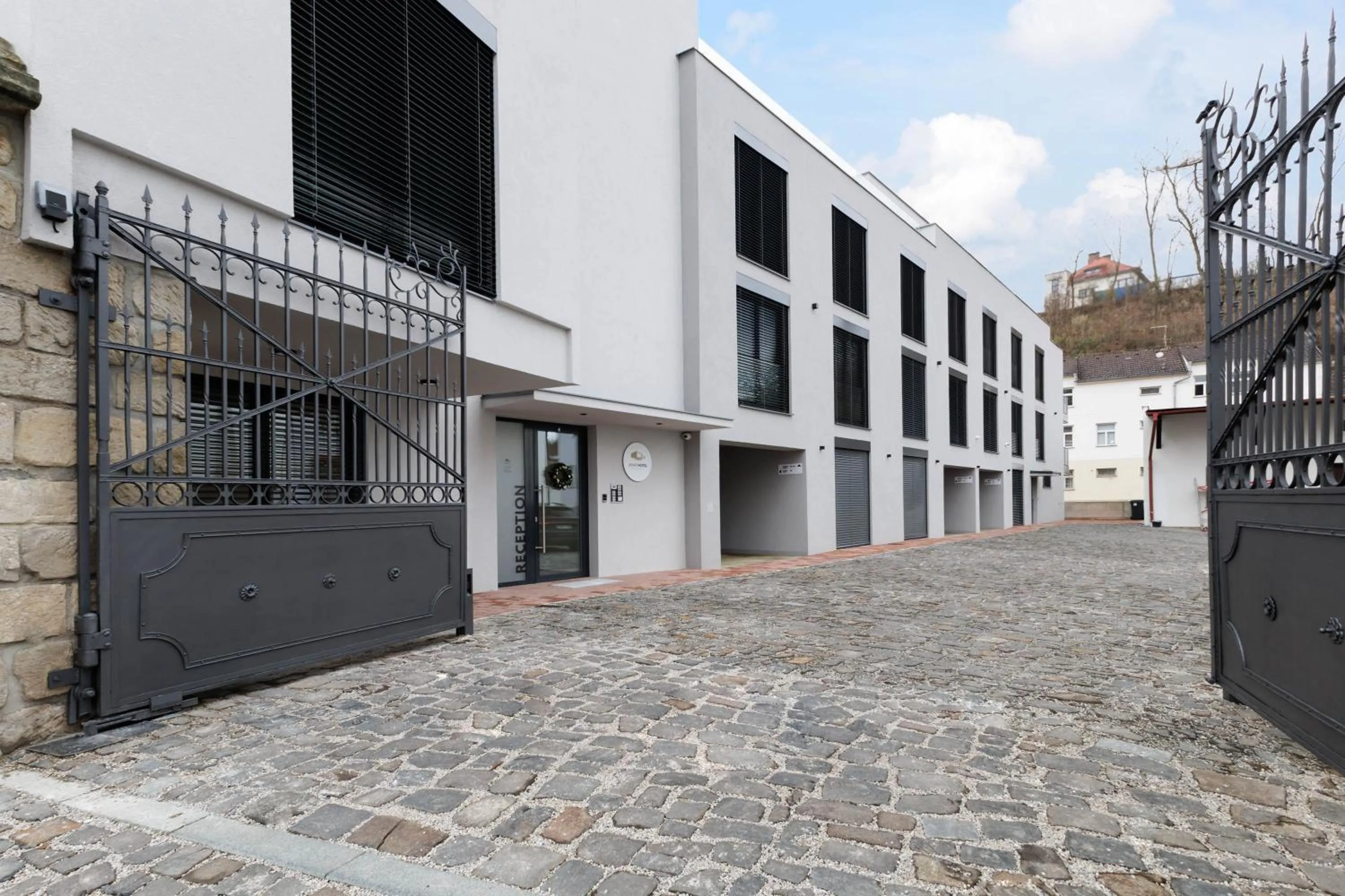 Property building in Aparthotel Na Klenici