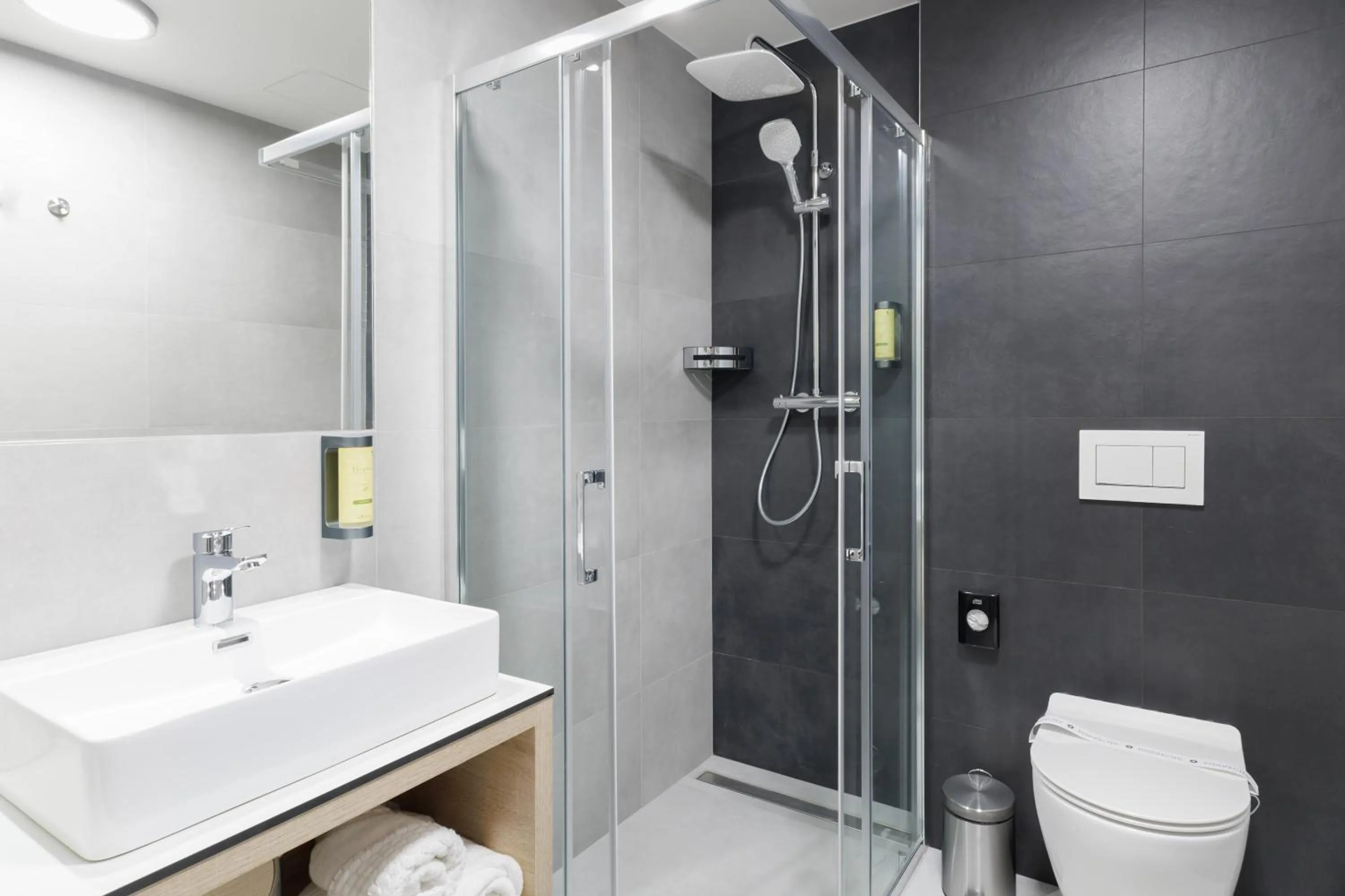 Shower in Aparthotel Na Klenici