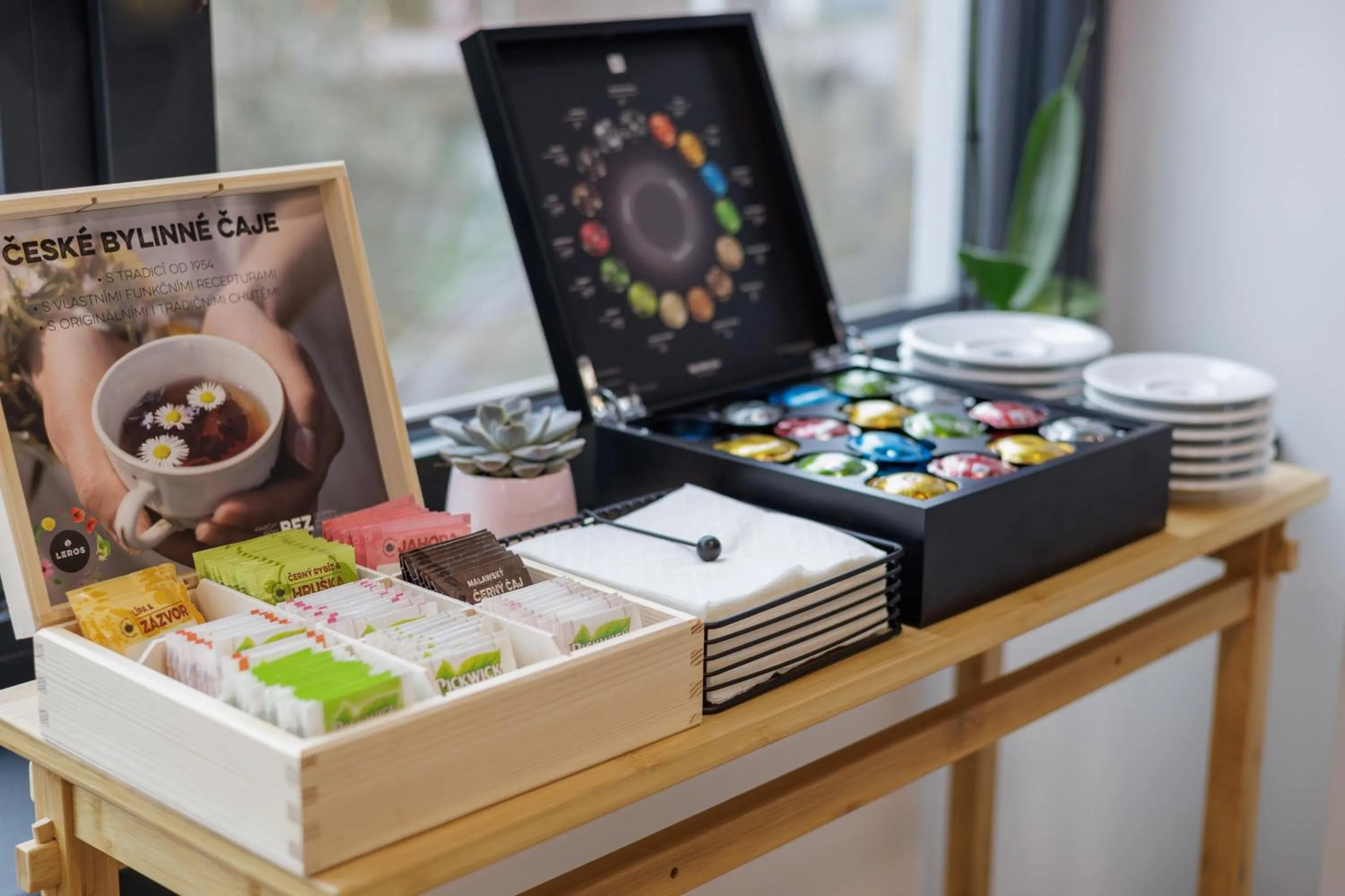 Coffee/tea facilities in Aparthotel Na Klenici