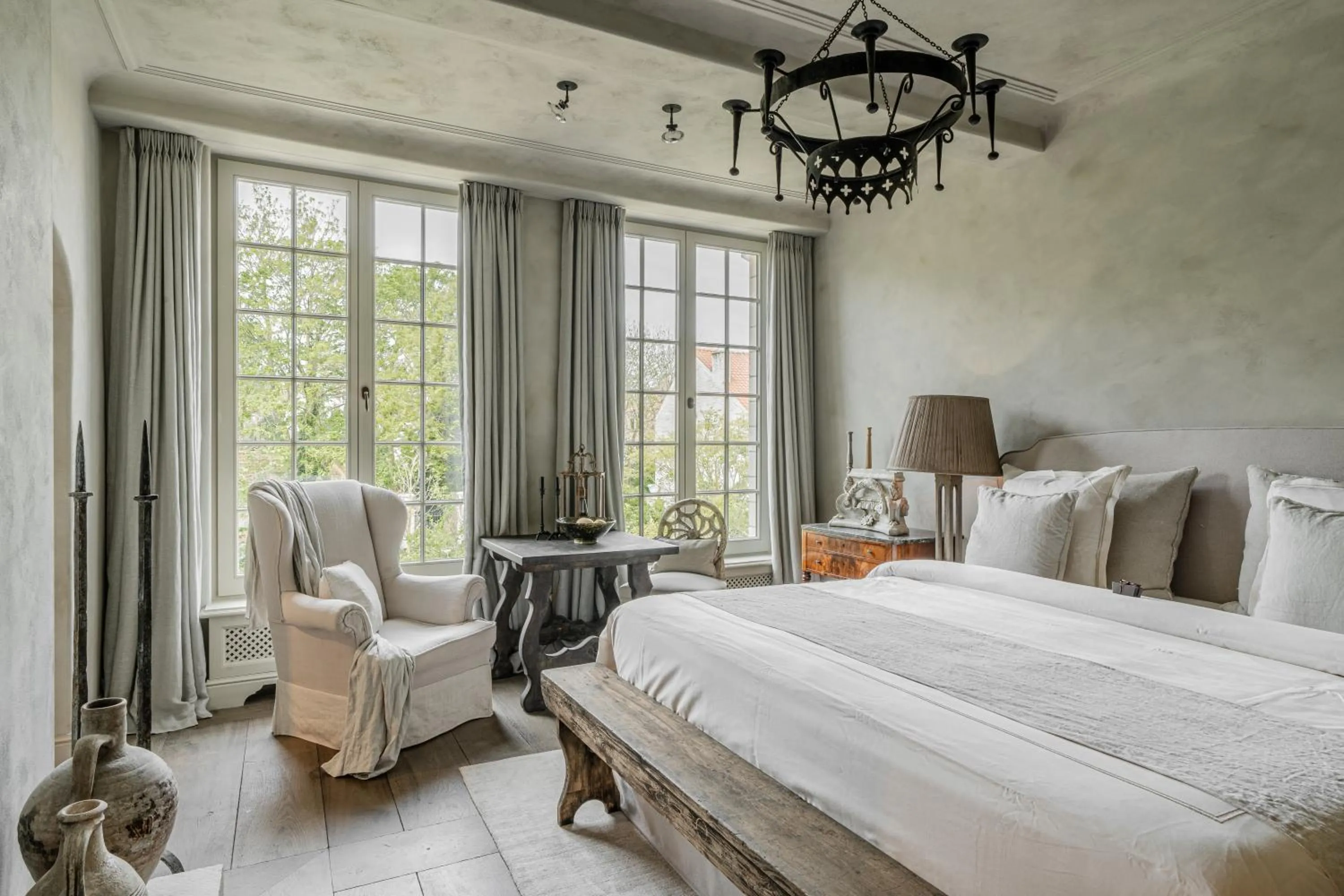 Bedroom, Bed in The Notary