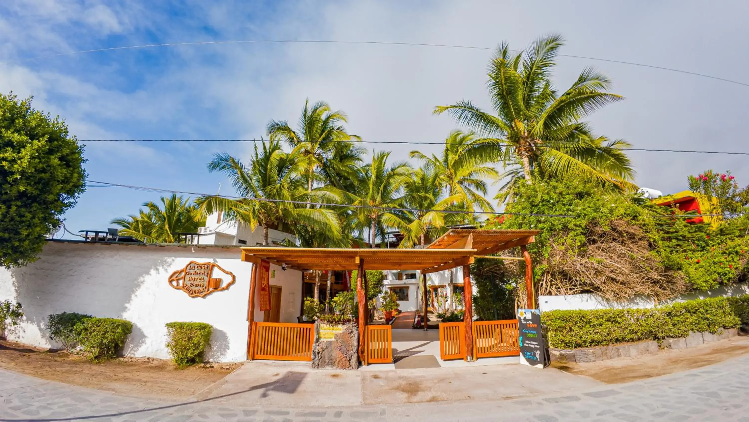 Property building in La Casa de Marita Property building in La Casa de Marita
