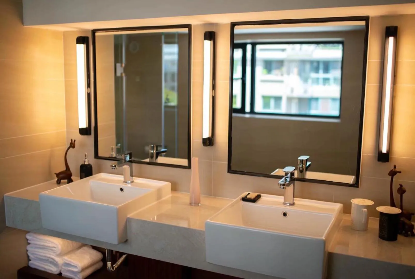 Bathroom in SSAW Boutique Hotel Shanghai Huangpu River