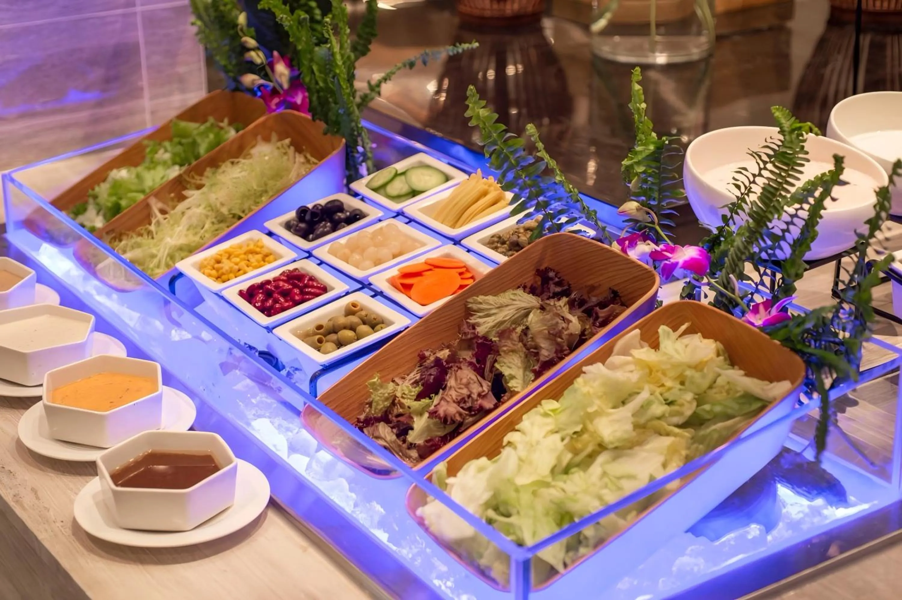 Breakfast in SSAW Boutique Hotel Shanghai Huangpu River