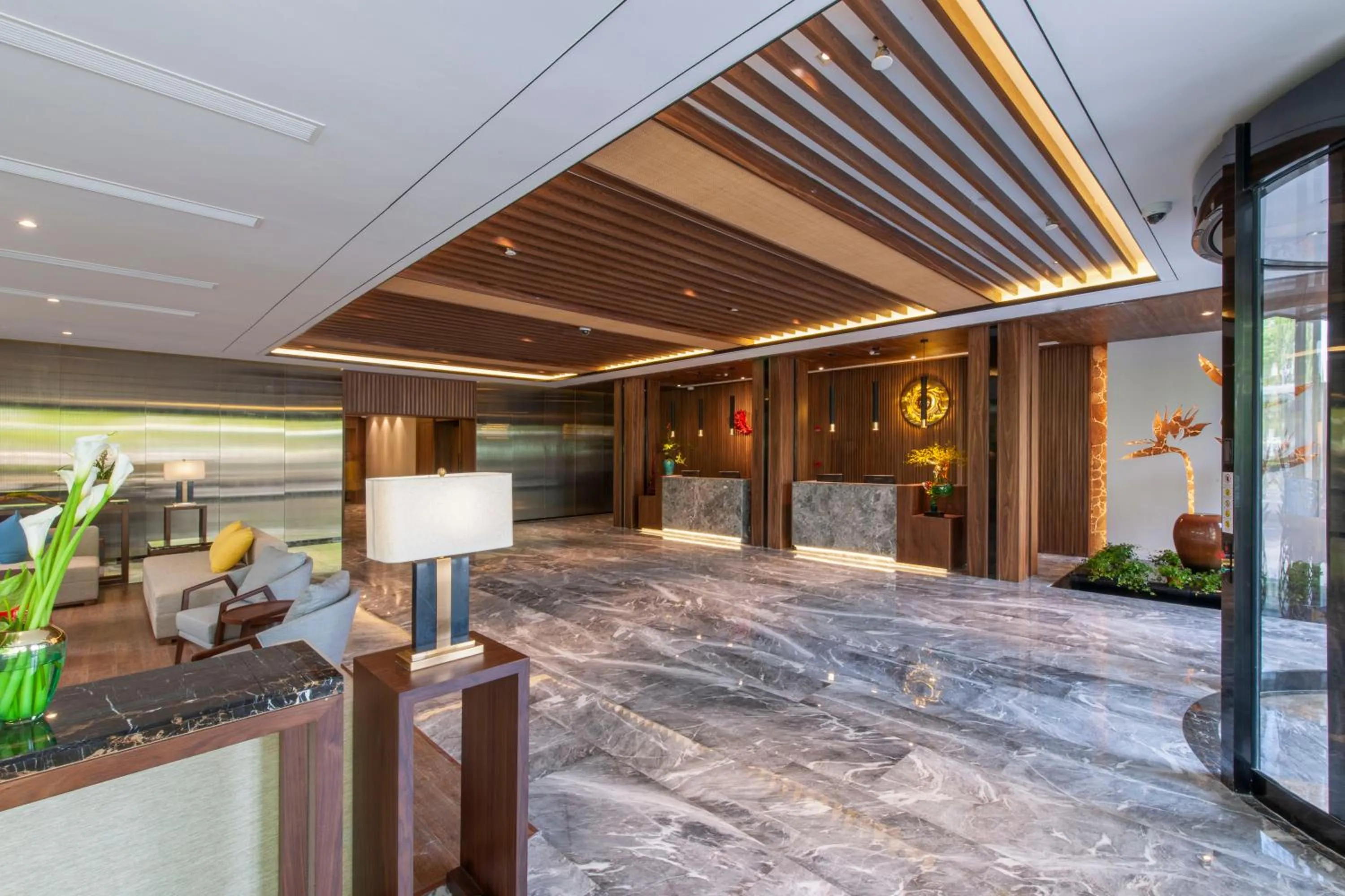 Seating area in SSAW Boutique Hotel Shanghai Huangpu River