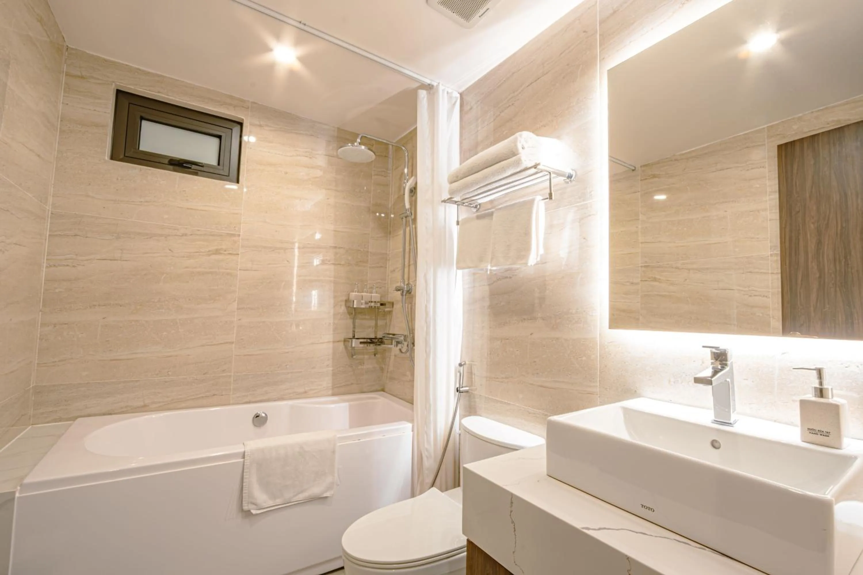 Ostara Hotel & Apartment