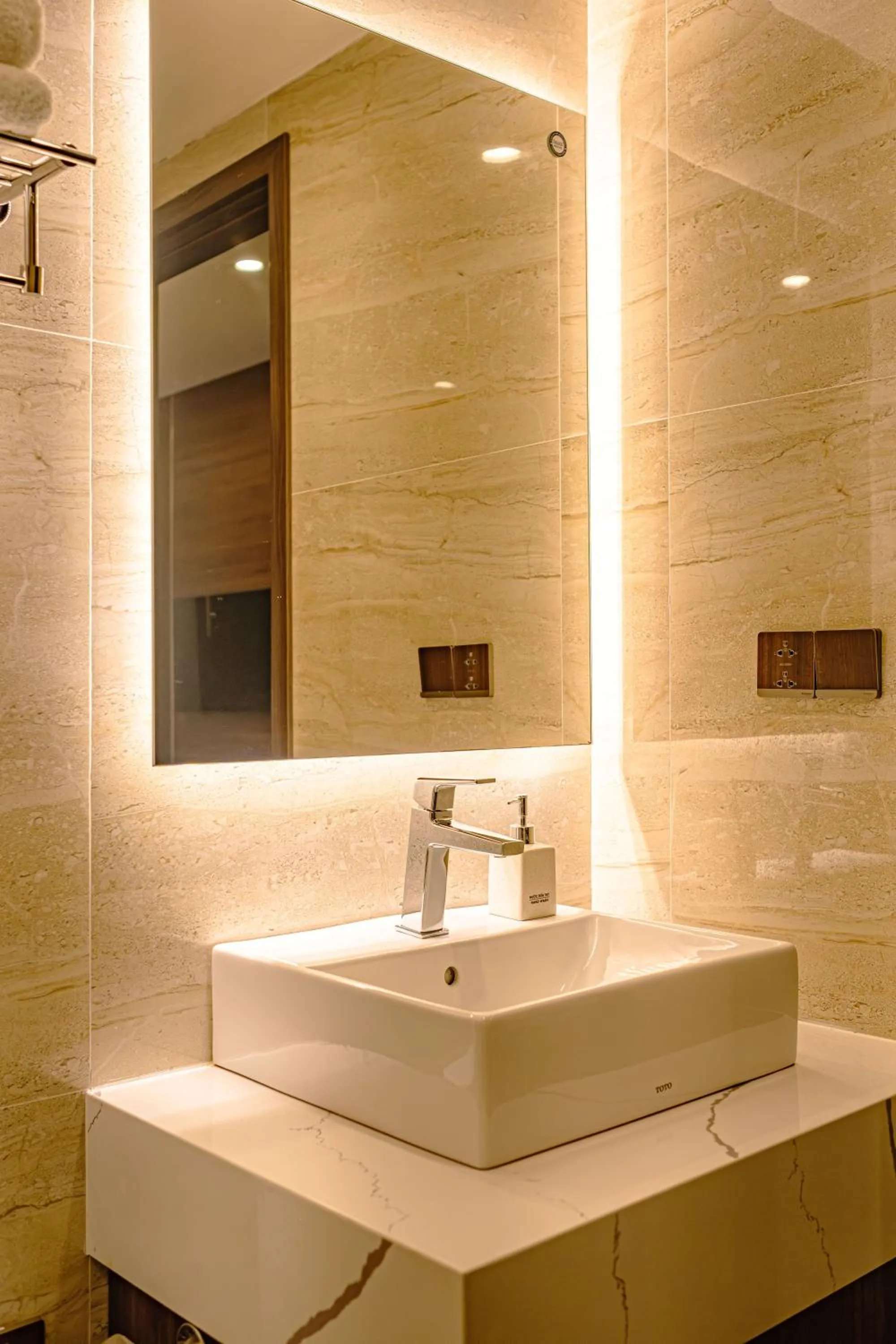 Ostara Hotel & Apartment