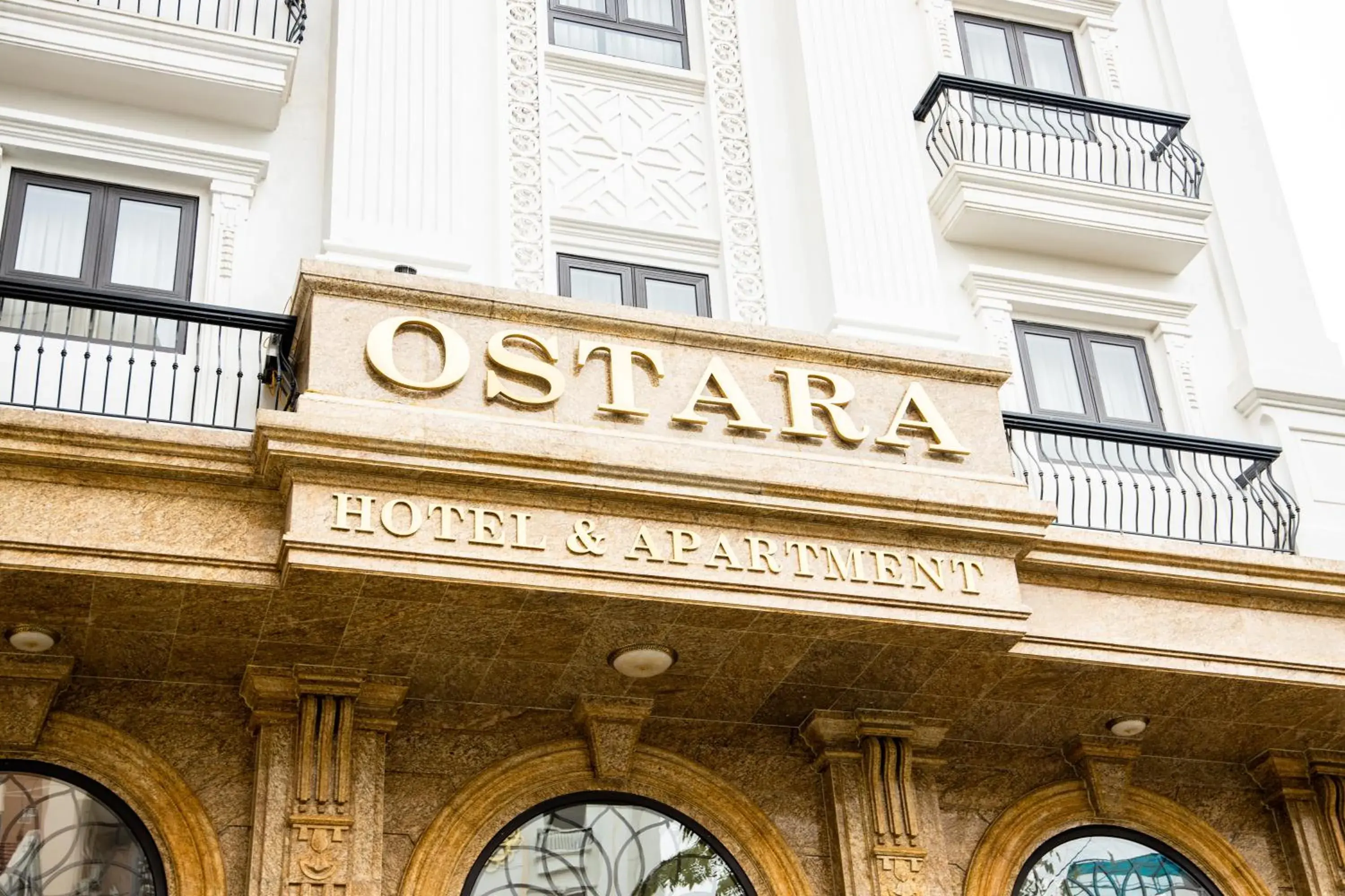 Property building in Ostara Hotel & Apartment Property building in Ostara Hotel & Apartment