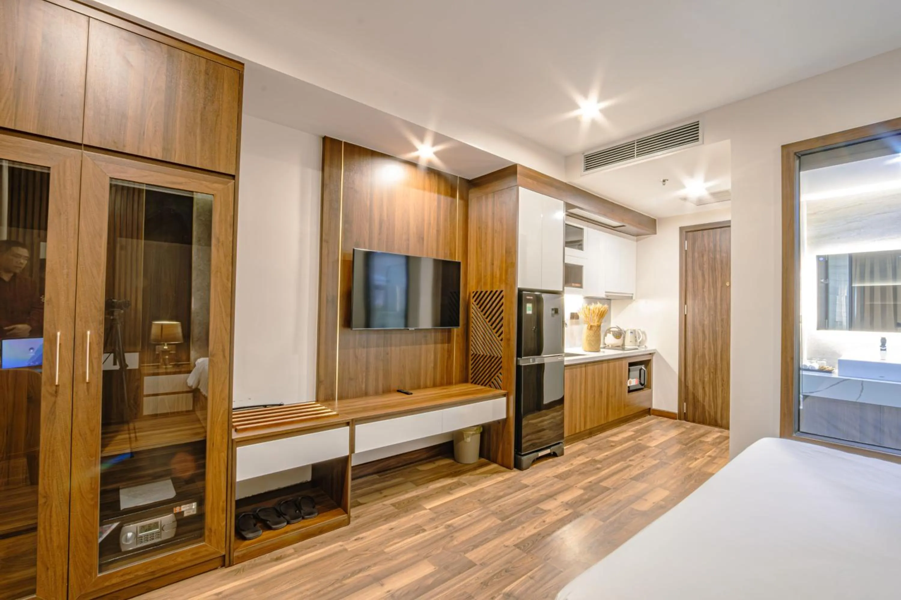 Photo of the whole room in Ostara Hotel & Apartment