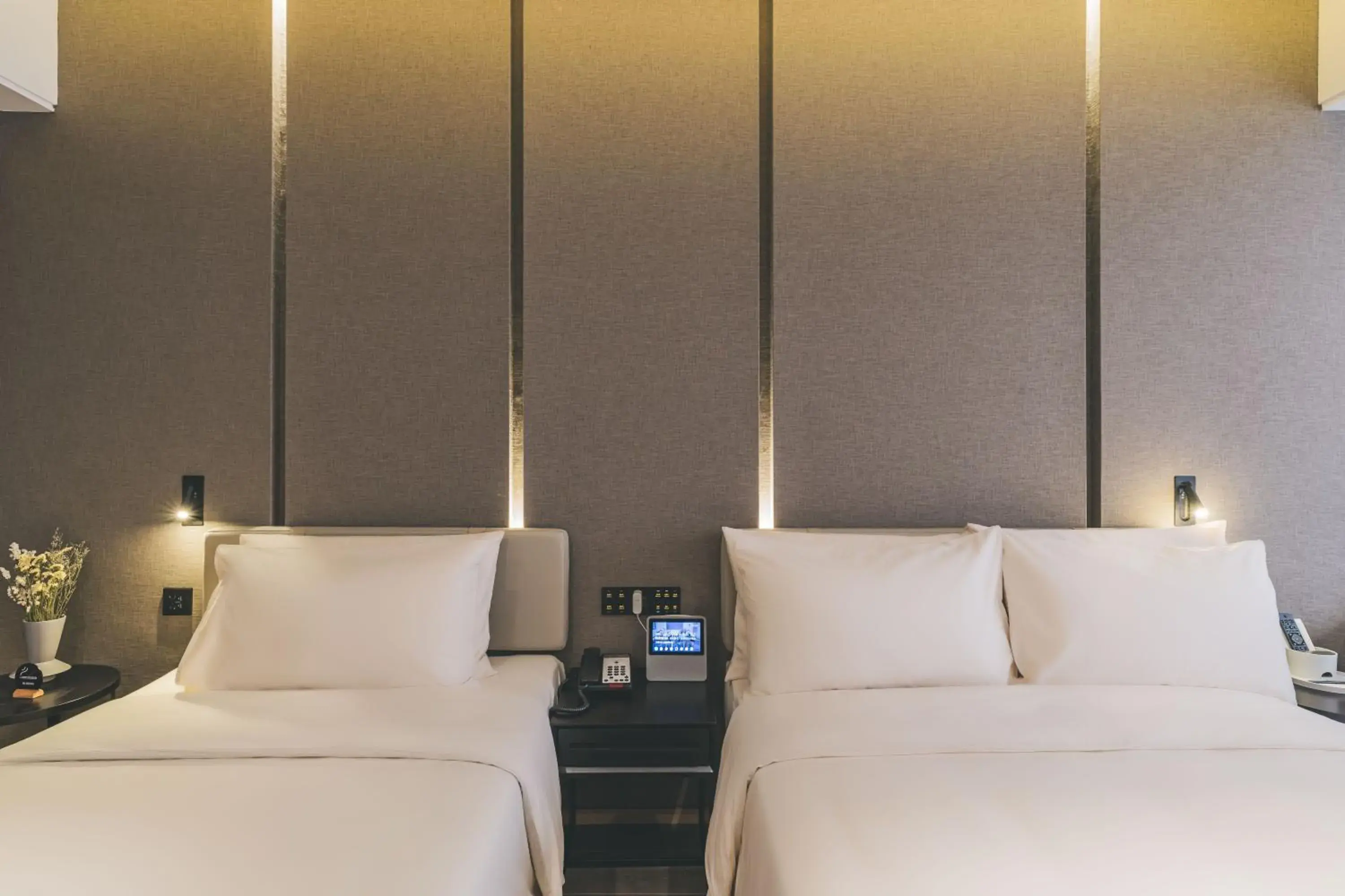 Family Room with Terrace in Atour Hotel Nanjing East Road The Bund Family Room with Terrace in Atour Hotel Nanjing East Road The Bund