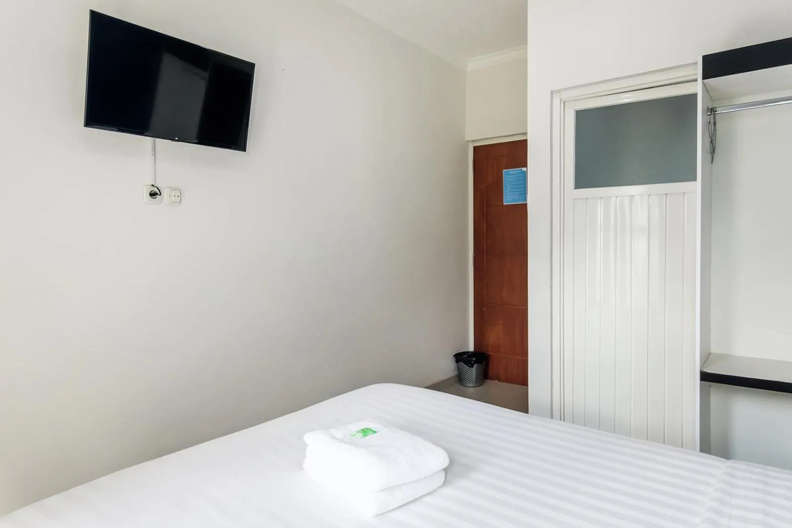 Bedroom, Bed in TwoSpaces Living at Panorama Villas