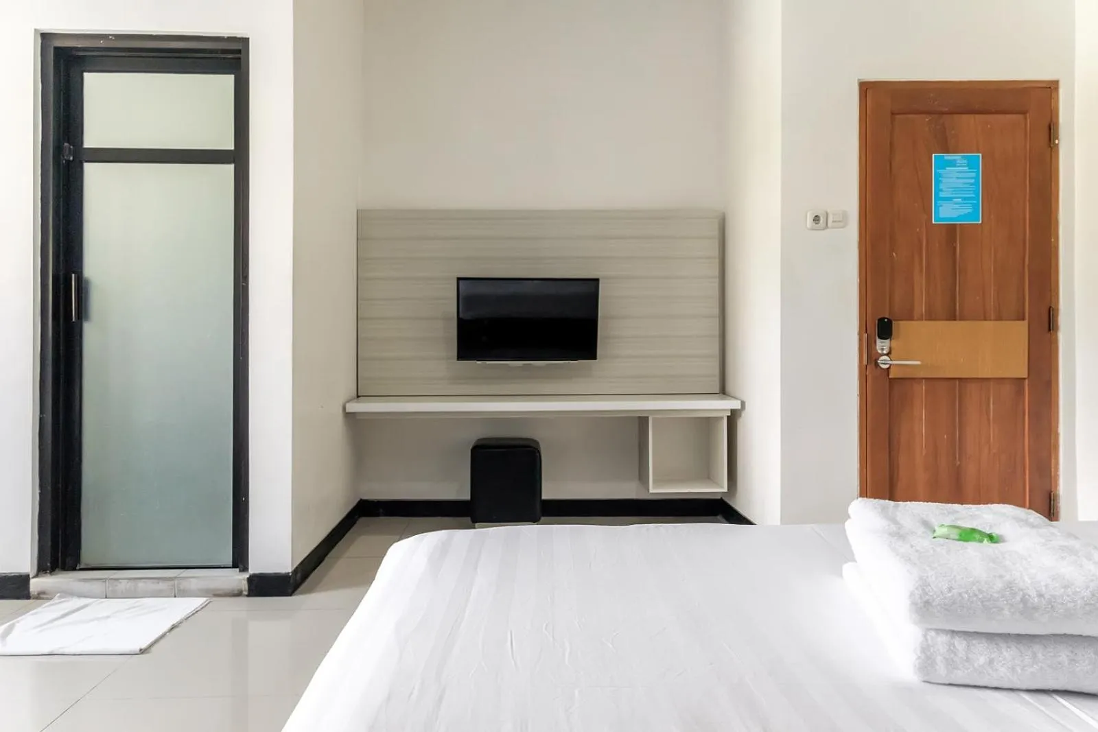 Bedroom, Bed in TwoSpaces Living at Panorama Villas