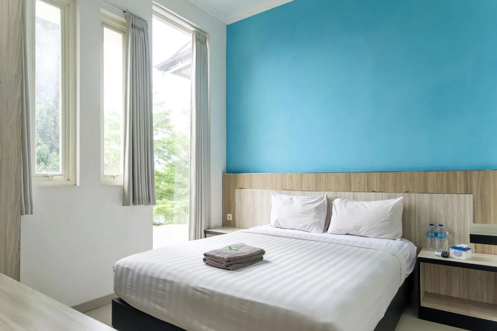 Bedroom, Bed in TwoSpaces Living at Panorama Villas