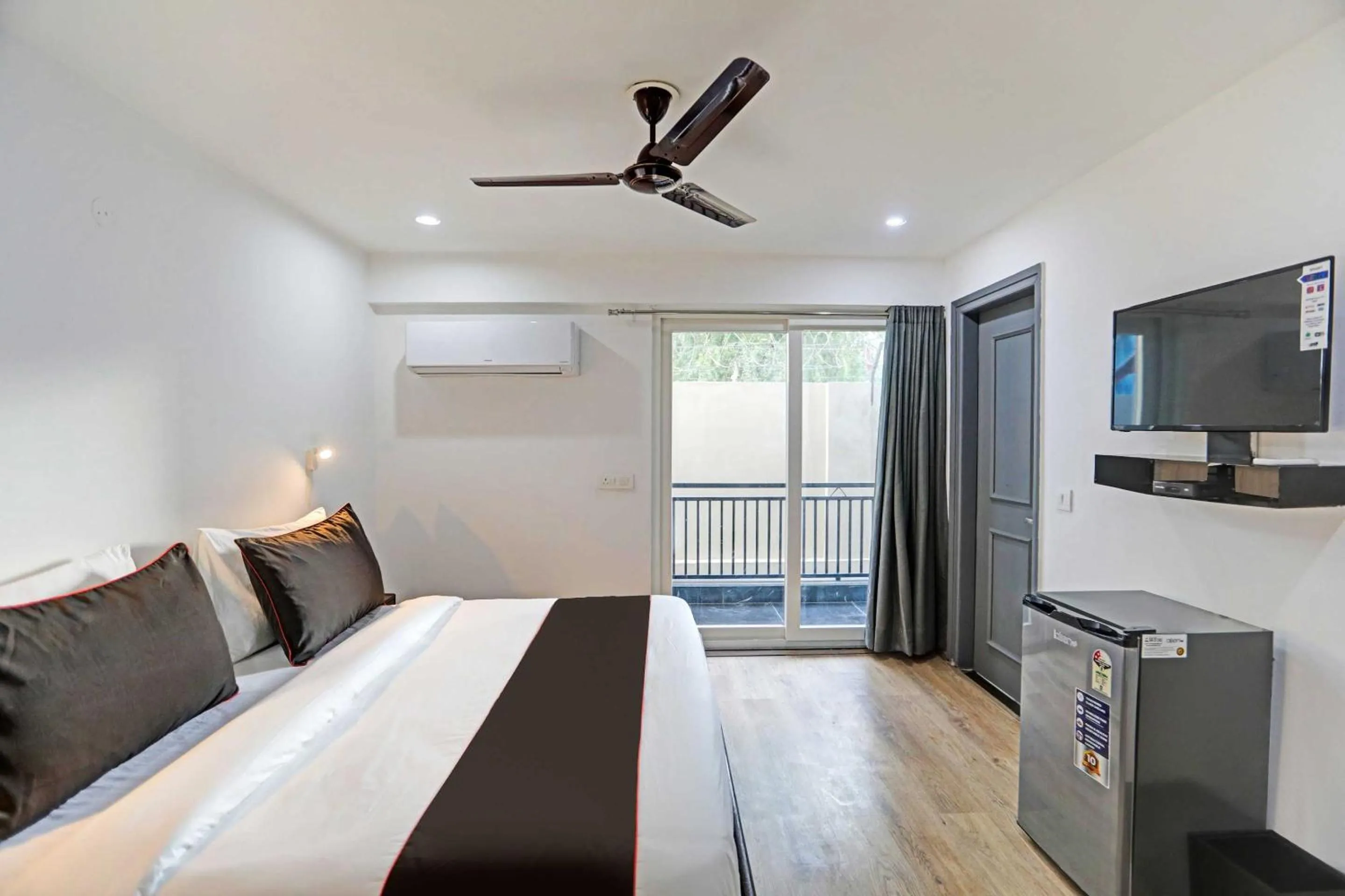 Bedroom, Bed in Townhouse CLOUD BAY