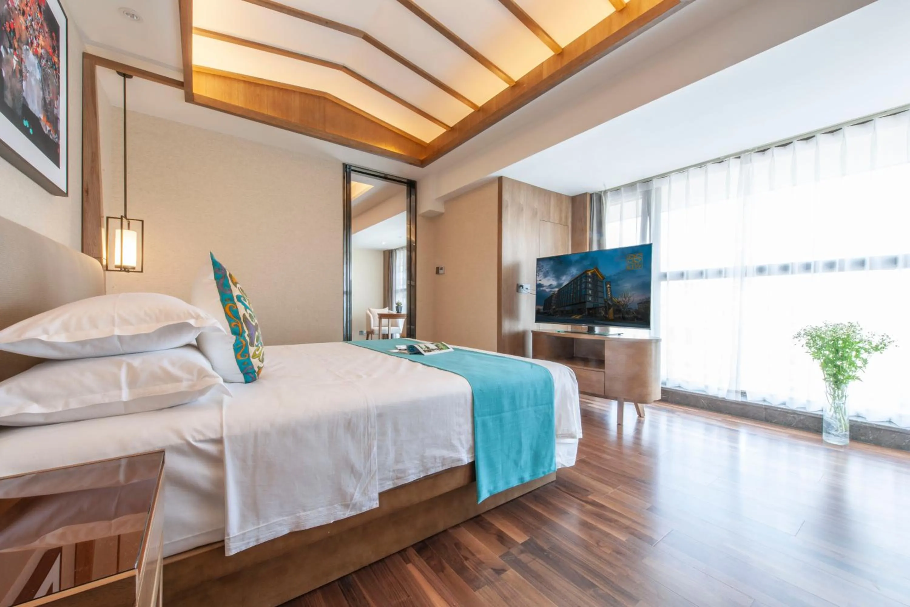 Photo of the whole room in SSAW Boutiquel Hotel Xizi