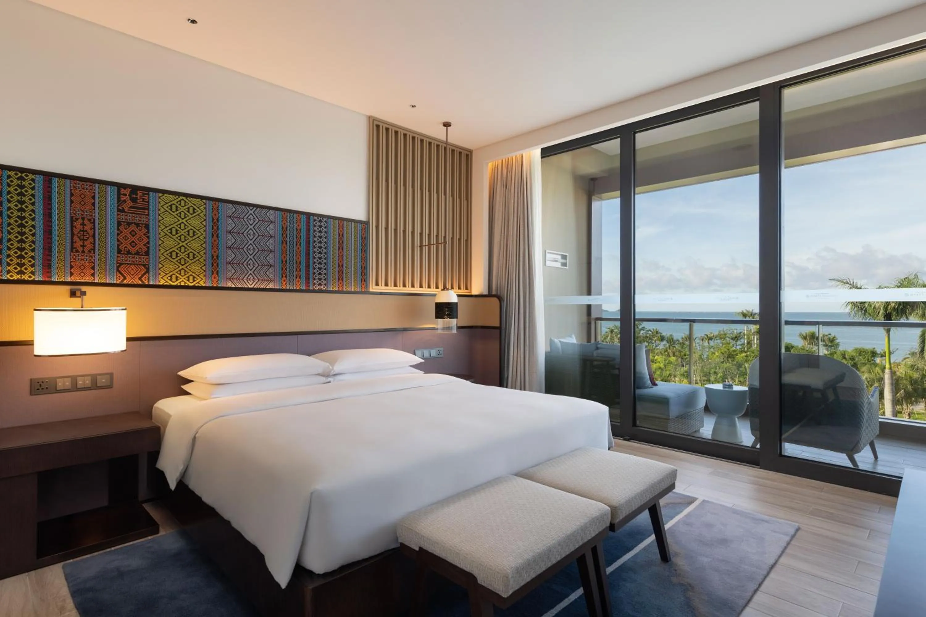 Bed in Hyatt Regency Sanya Tianli Bay