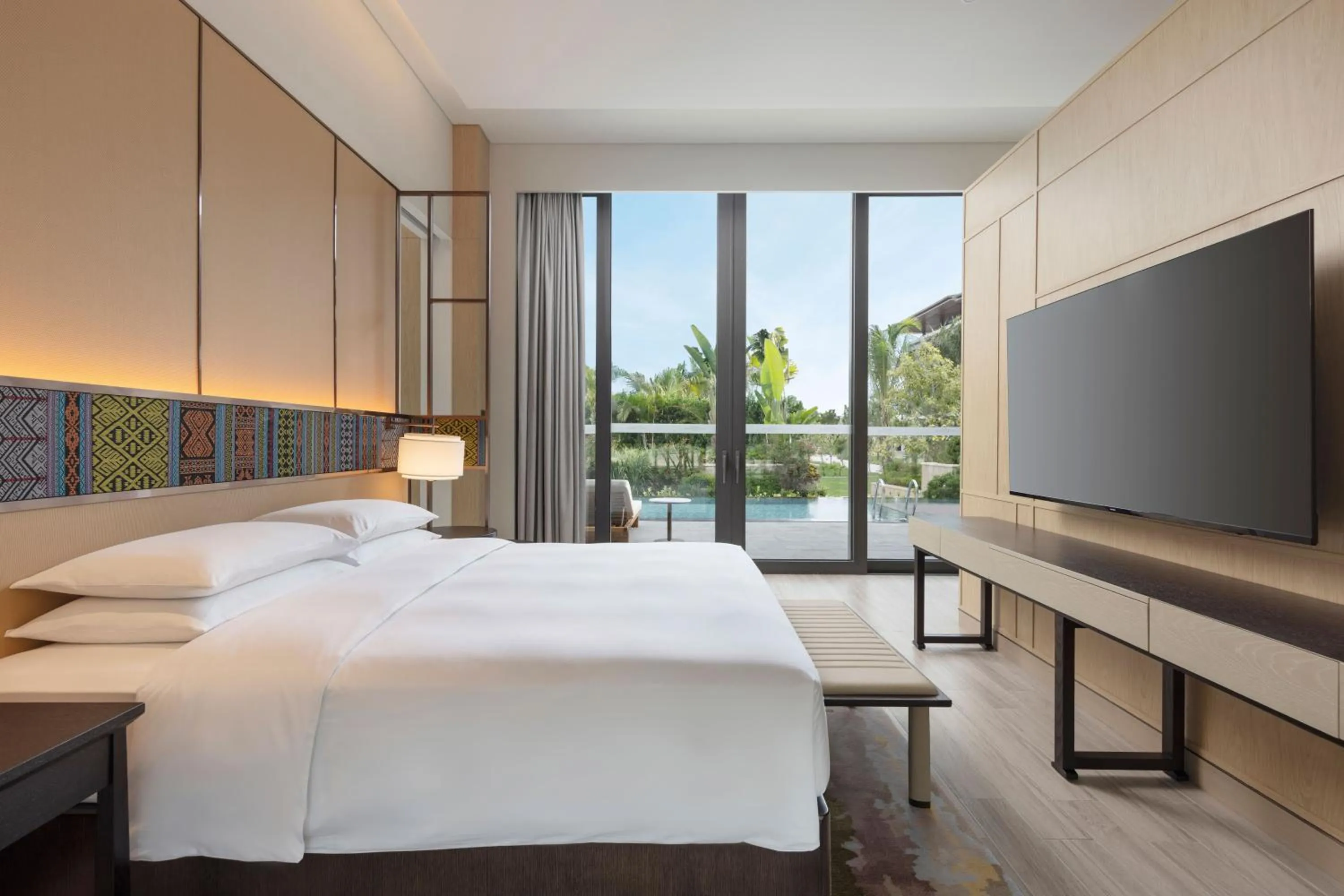 Bed in Hyatt Regency Sanya Tianli Bay