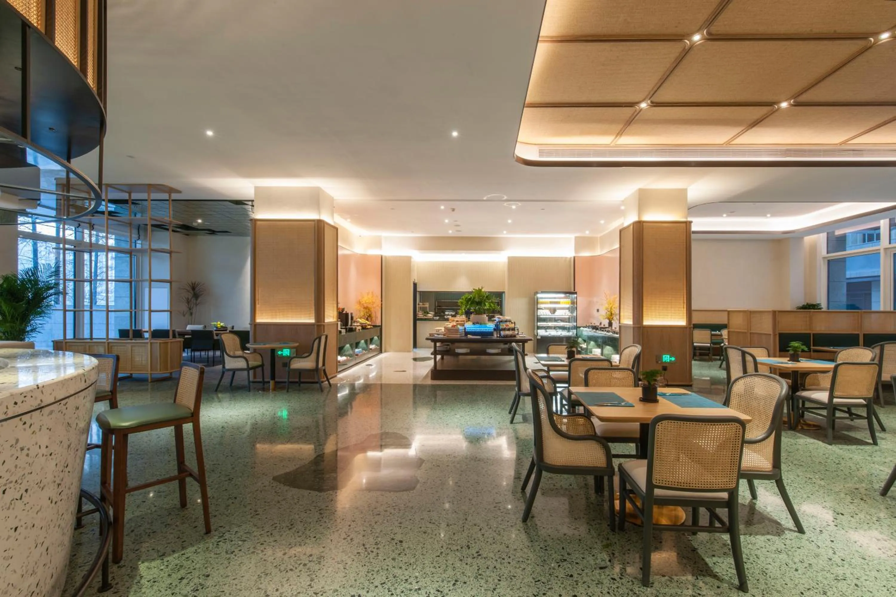 Restaurant/places to eat in SSAW Boutique Hotel ZHIJIANG IMPRESSION