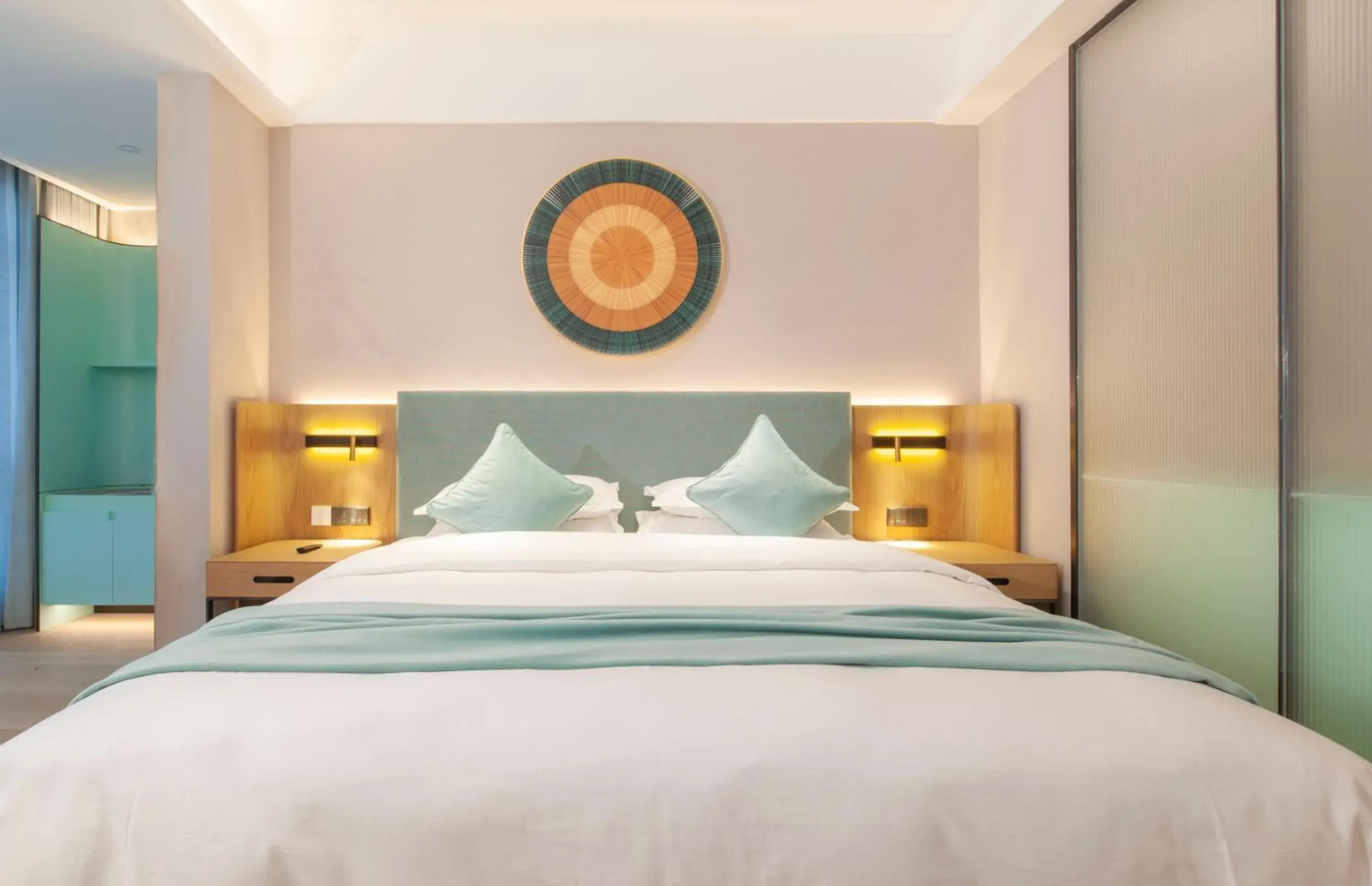 Photo of the whole room, Bed in SSAW Boutique Hotel ZHIJIANG IMPRESSION Photo of the whole room, Bed in SSAW Boutique Hotel ZHIJIANG IMPRESSION