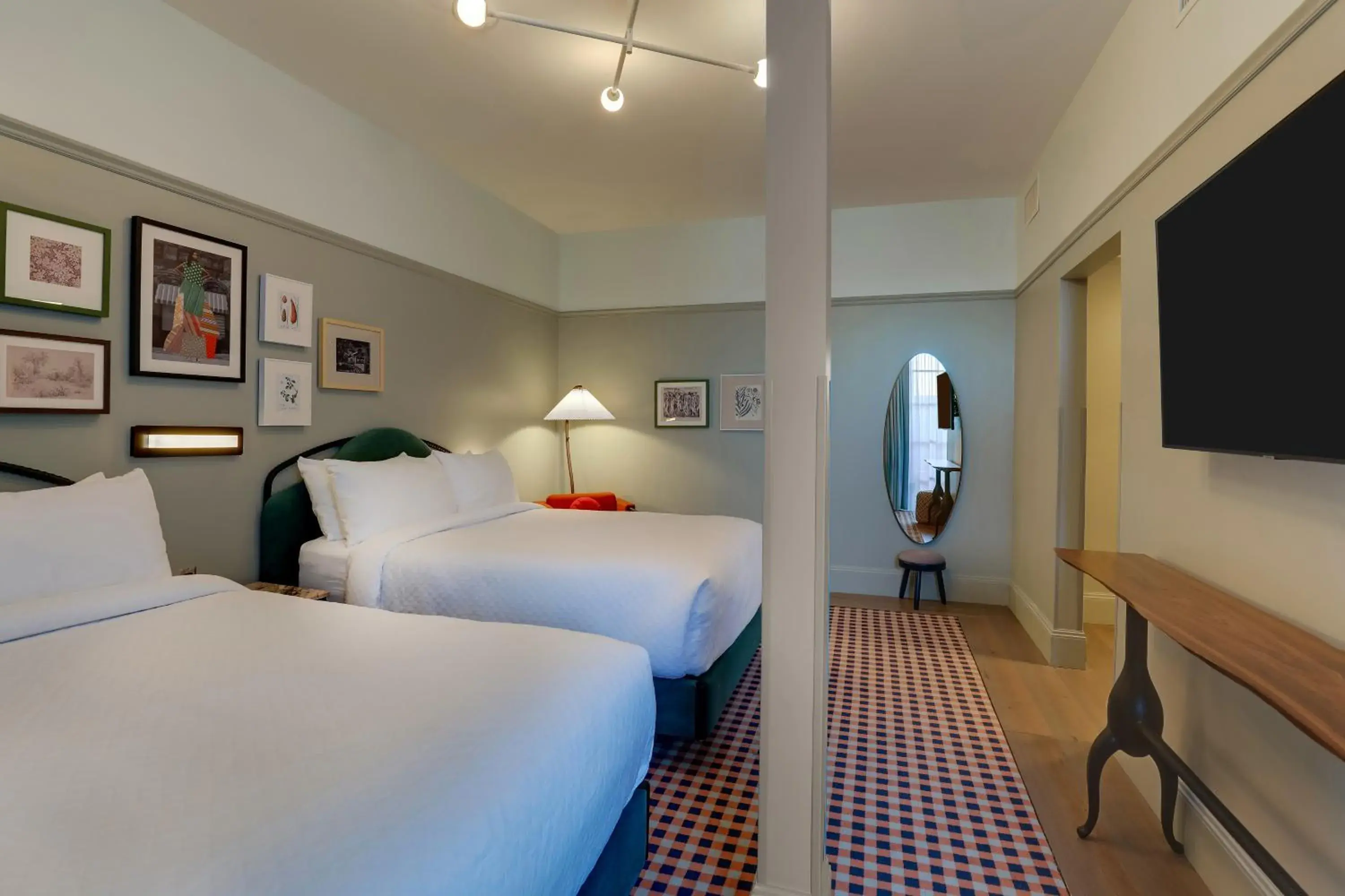 Bed in Trilogy Hotel Montgomery, Autograph Collection Bed in Trilogy Hotel Montgomery, Autograph Collection