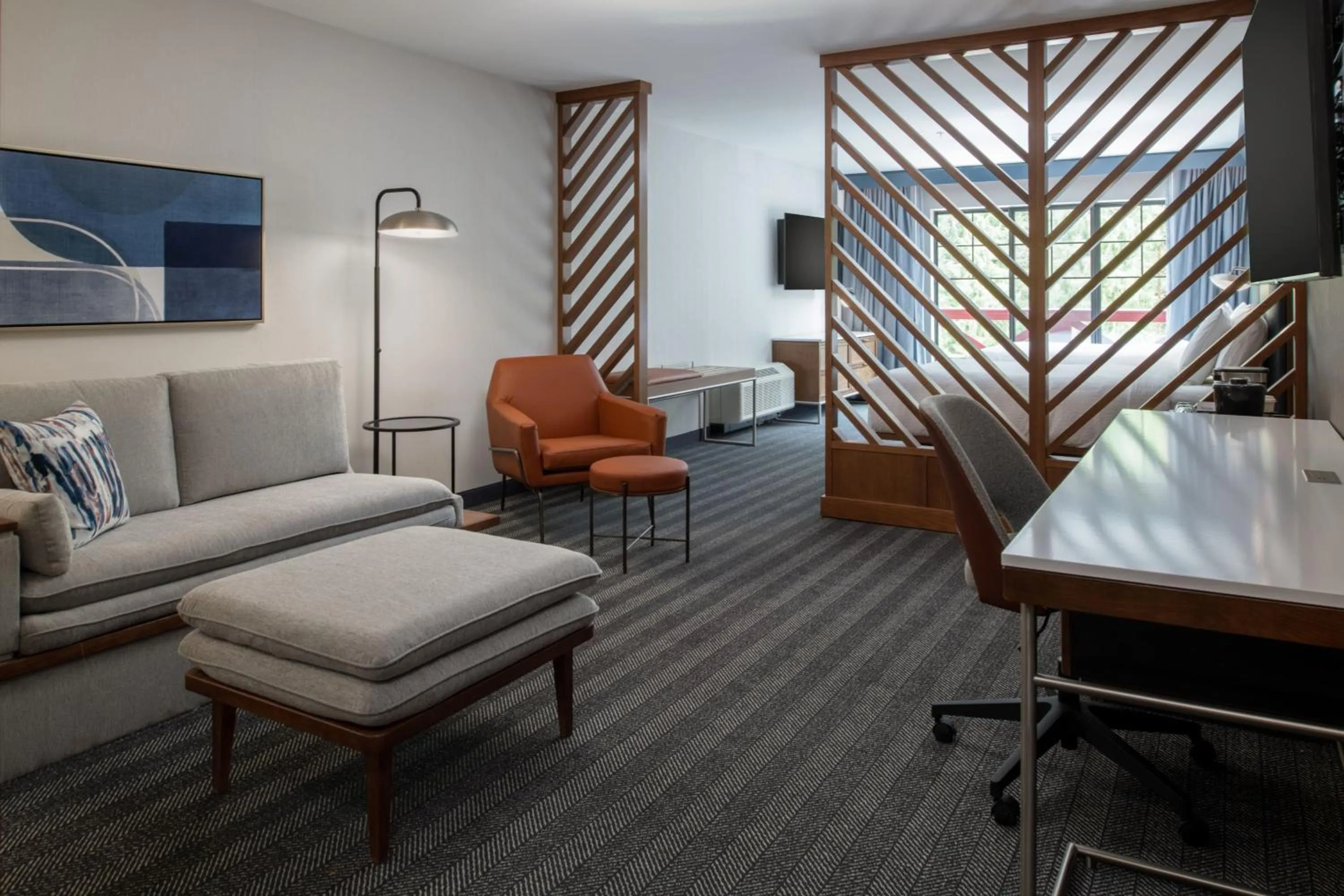 Living room in Courtyard by Marriott Olympia