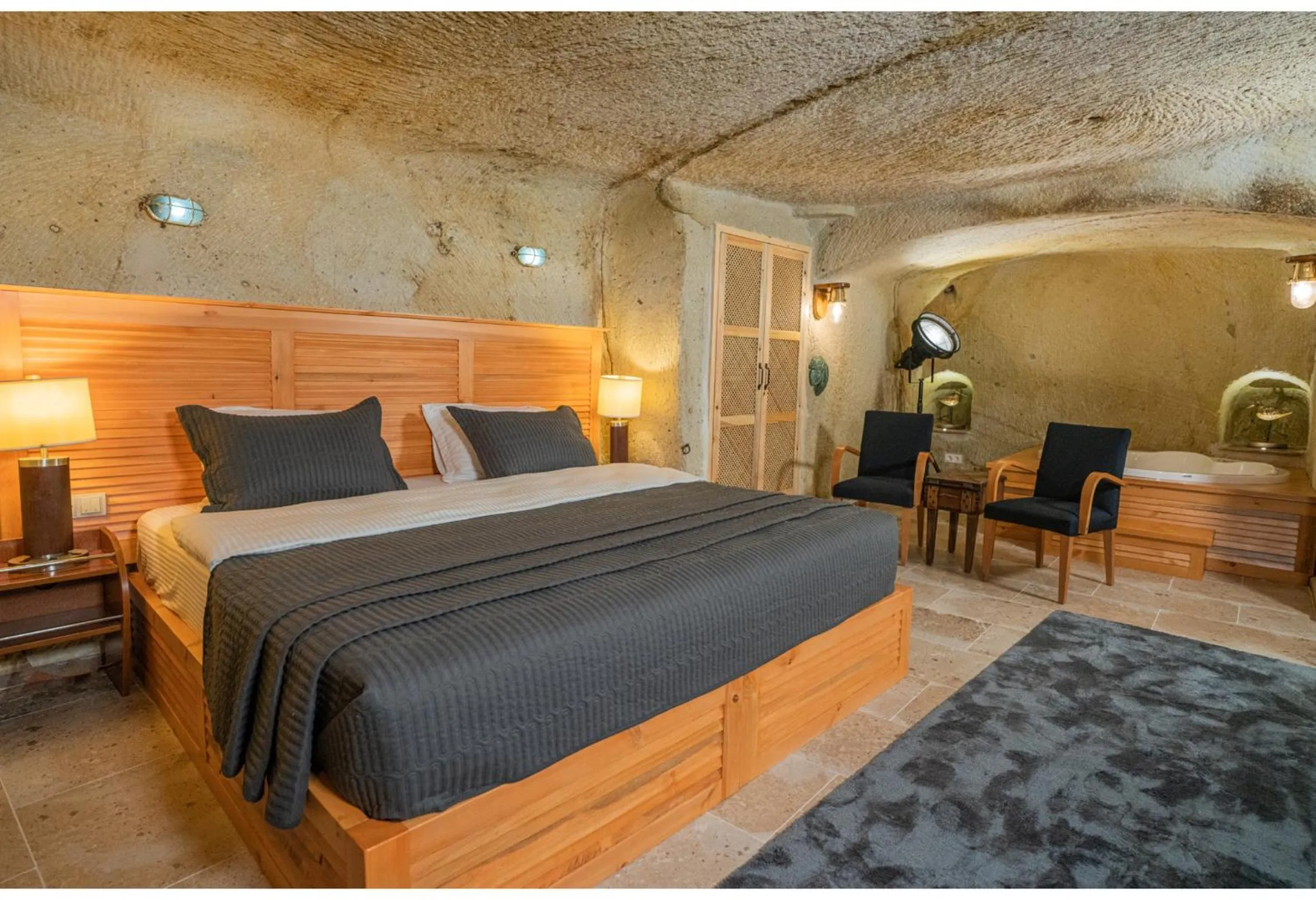 Photo of the whole room in Bala Cave House