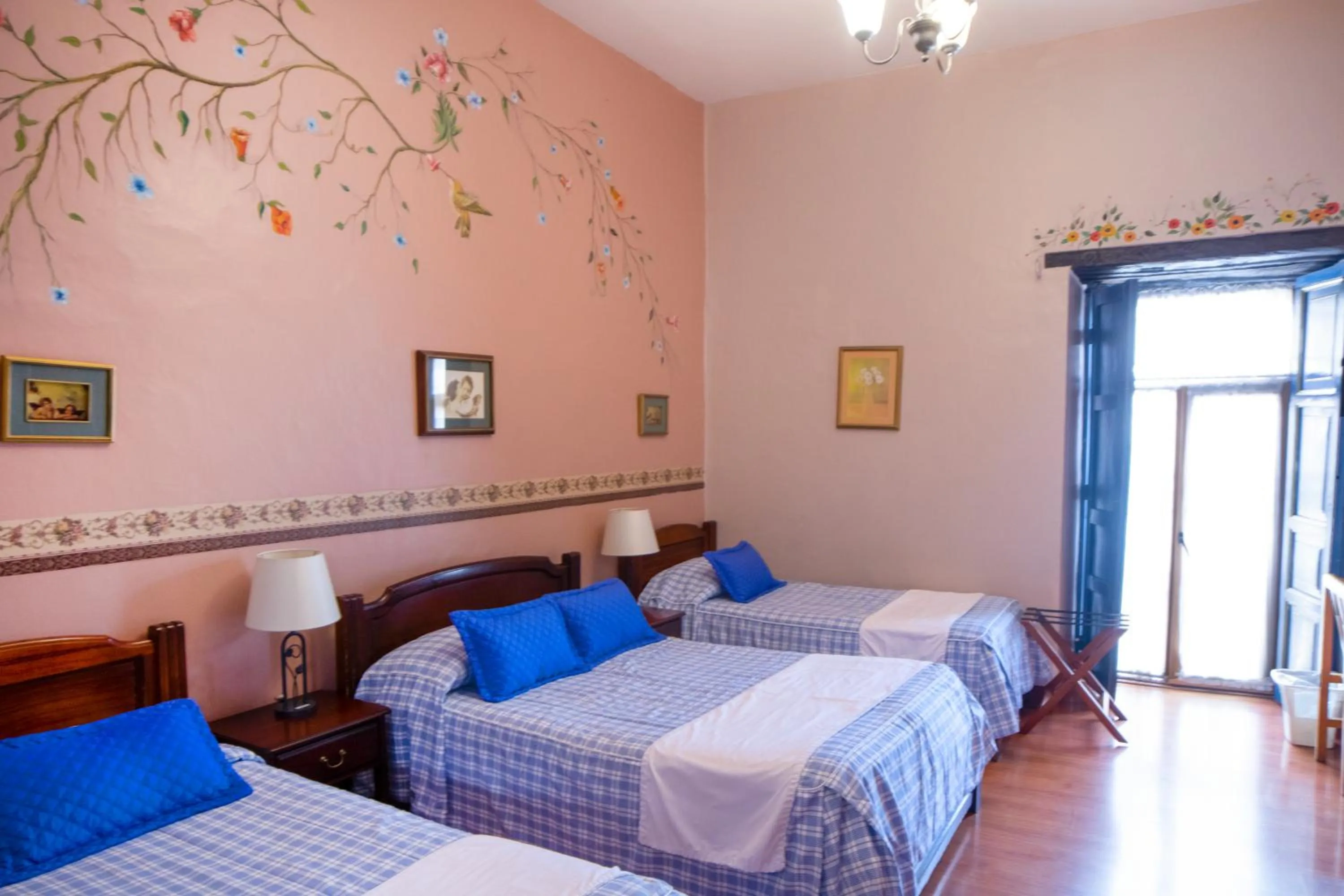 Family, Bed in Hotel Posada del Angel