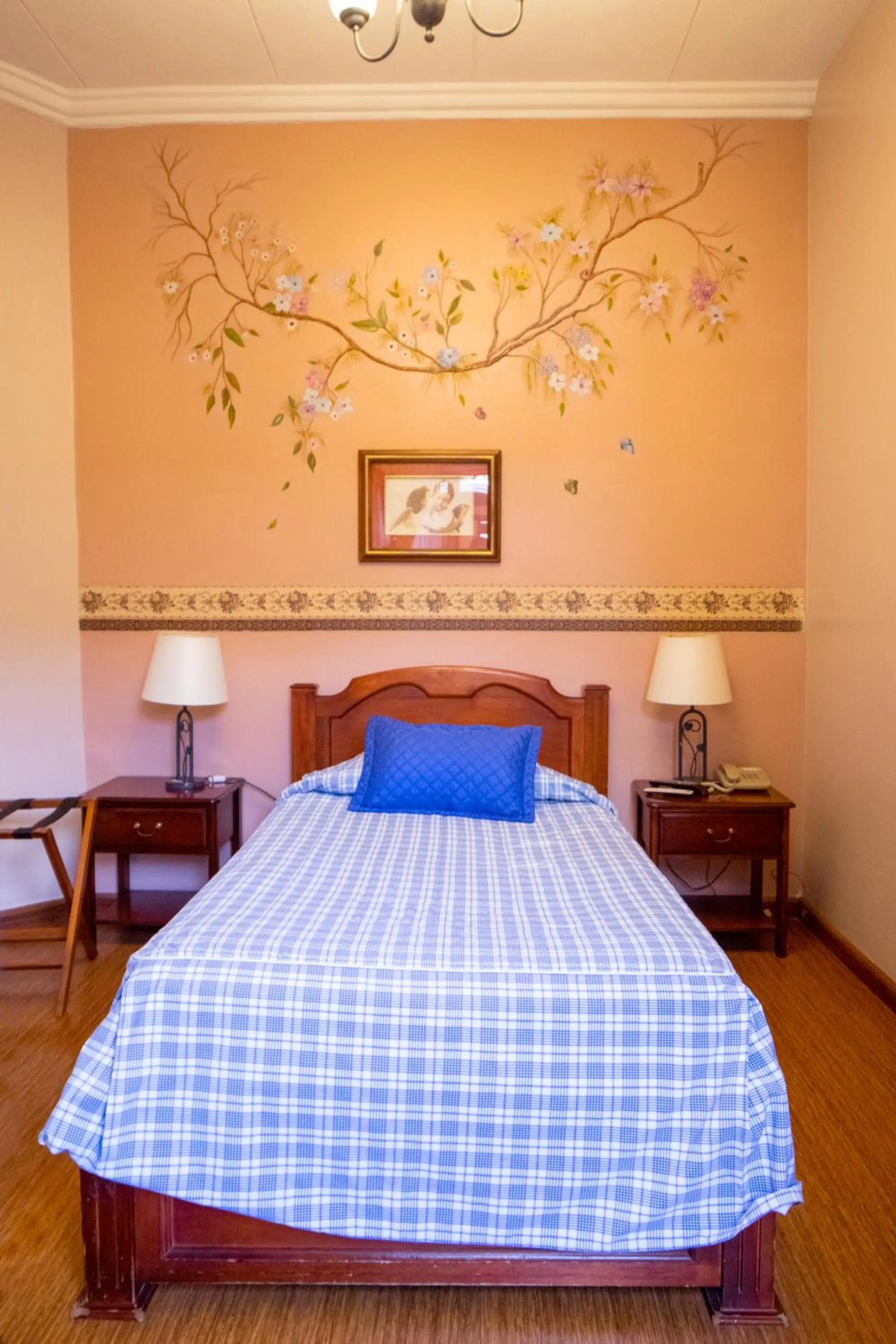 Bed in Hotel Posada del Angel