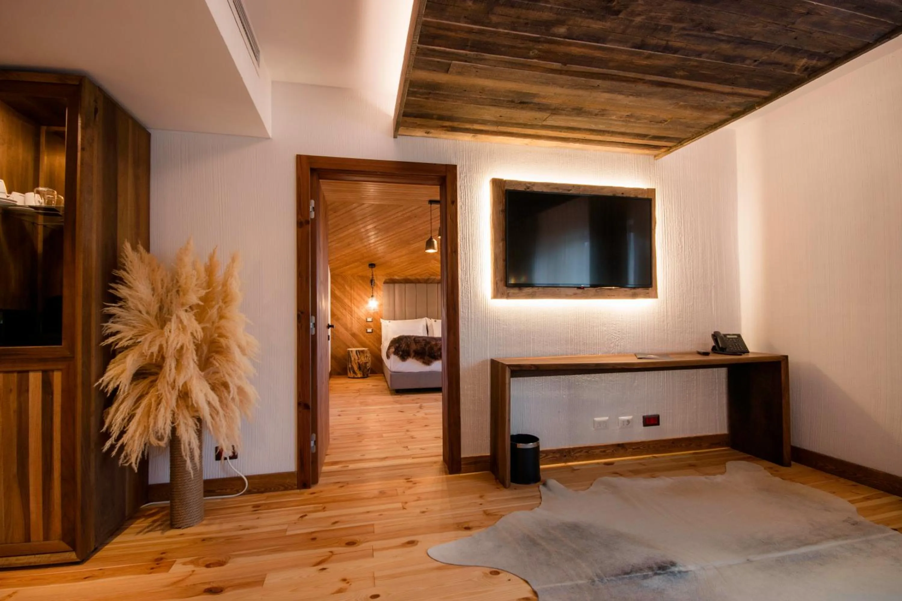 Bedroom in HANUL BUCOVINEI