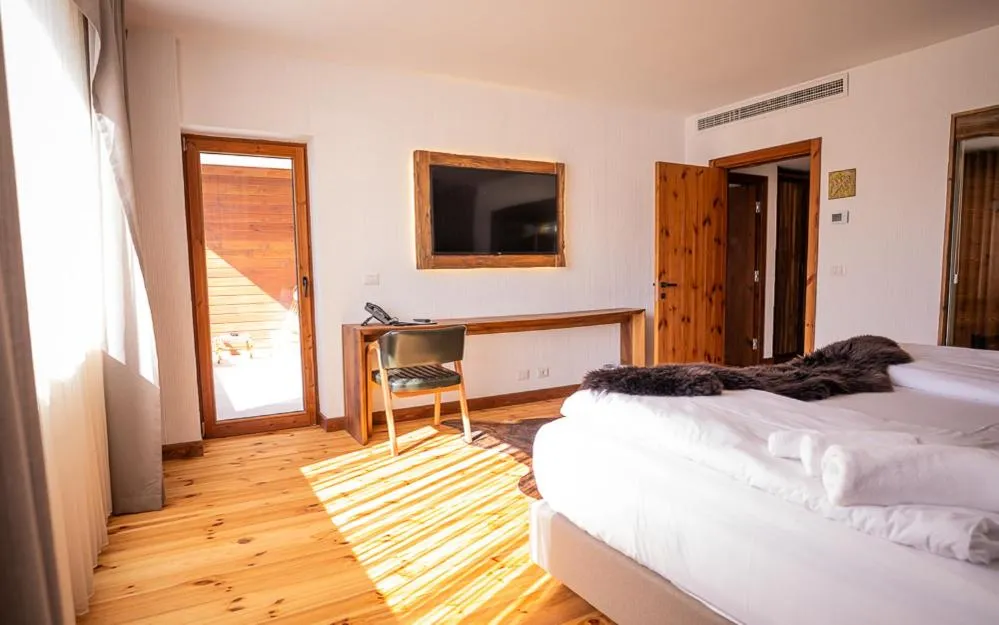 Bed in HANUL BUCOVINEI