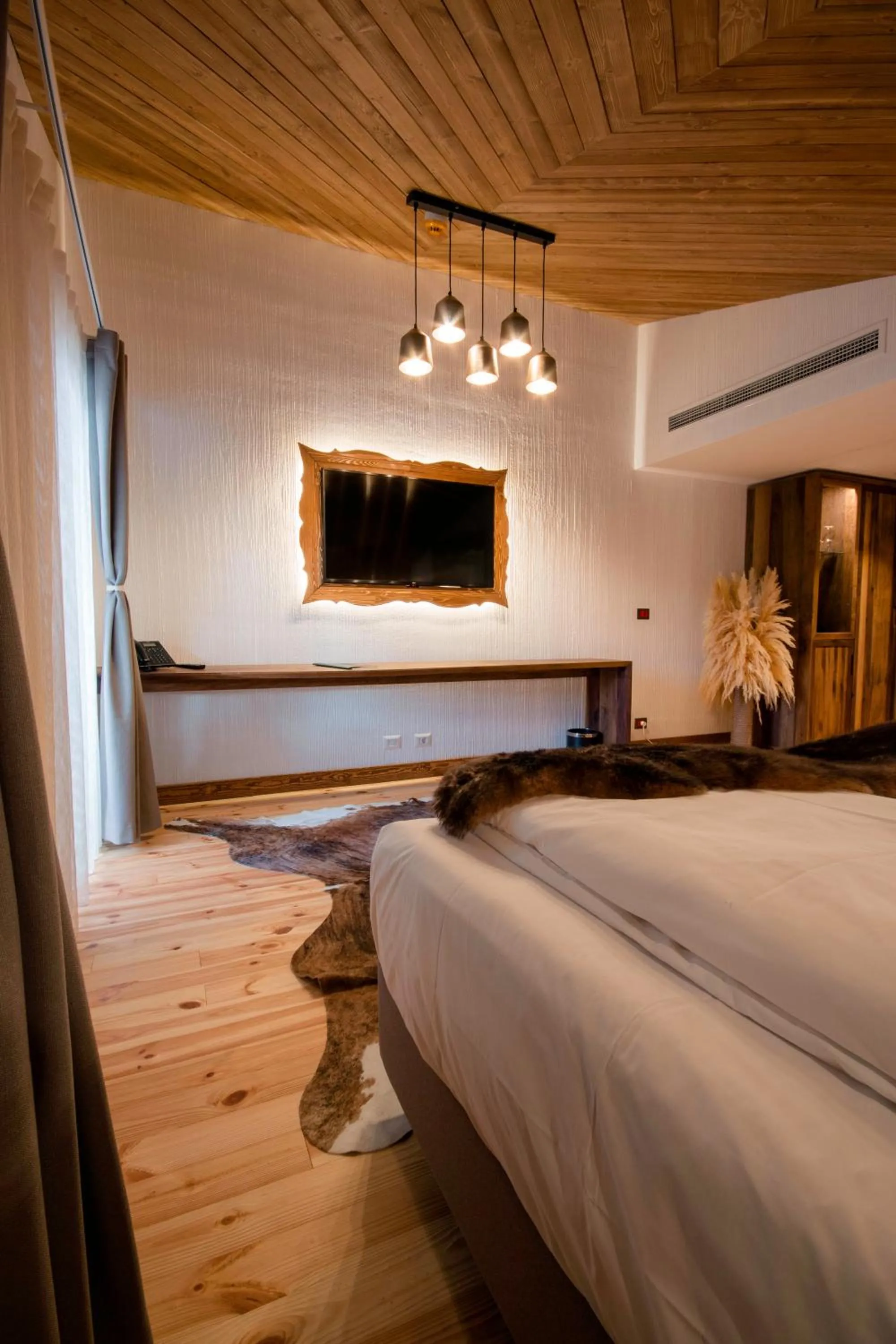Bed in HANUL BUCOVINEI