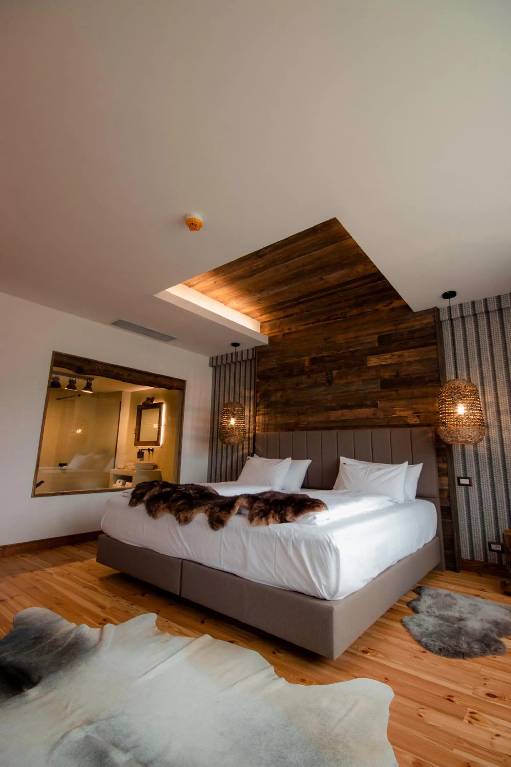 Bed in HANUL BUCOVINEI
