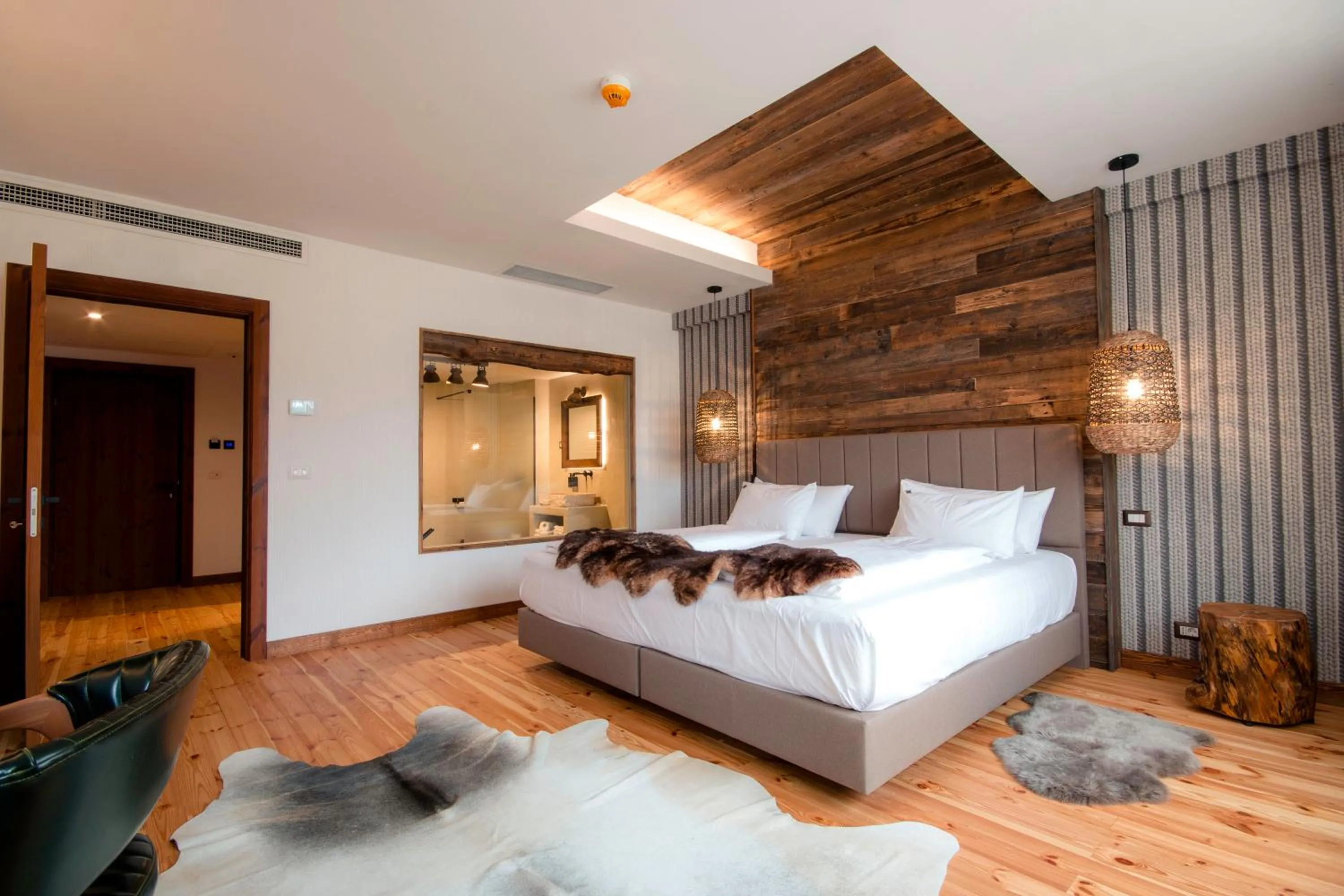 Bed in HANUL BUCOVINEI