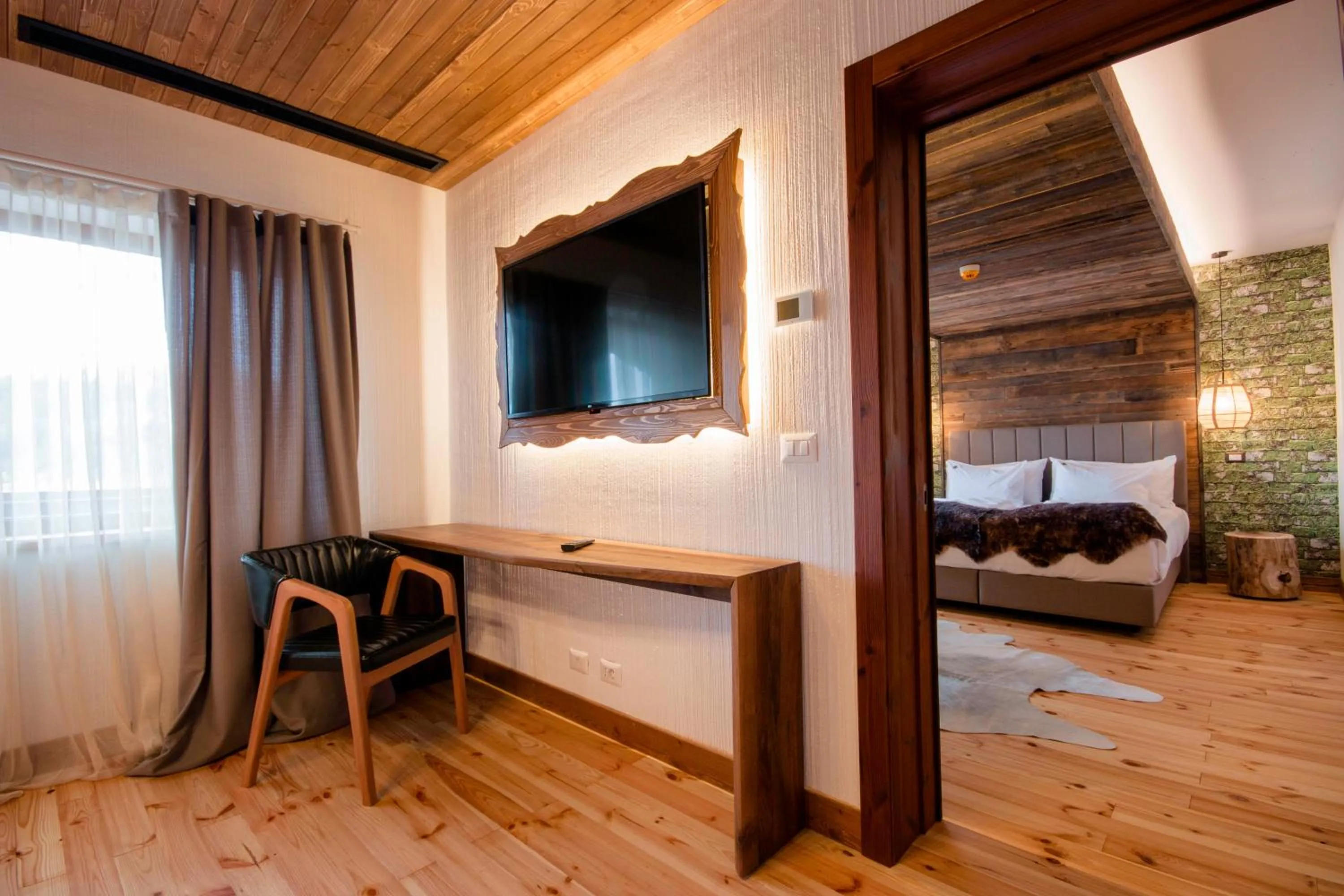 Bed in HANUL BUCOVINEI