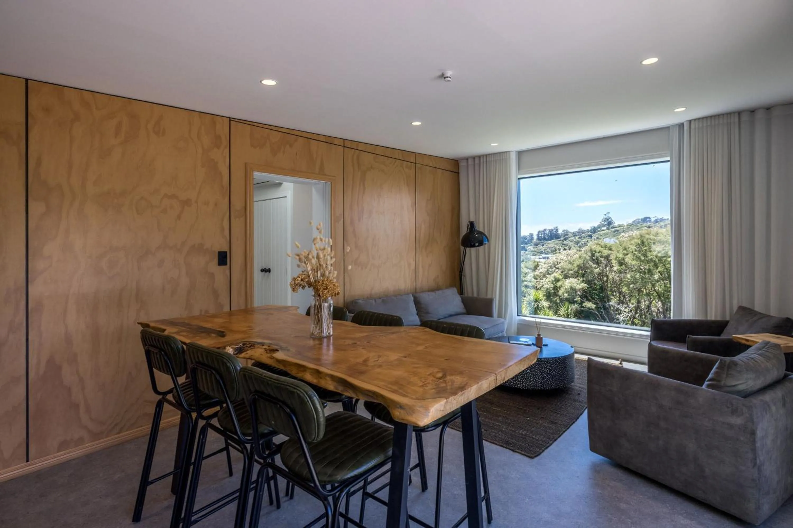 Dining area in Hidden Valley Waiheke