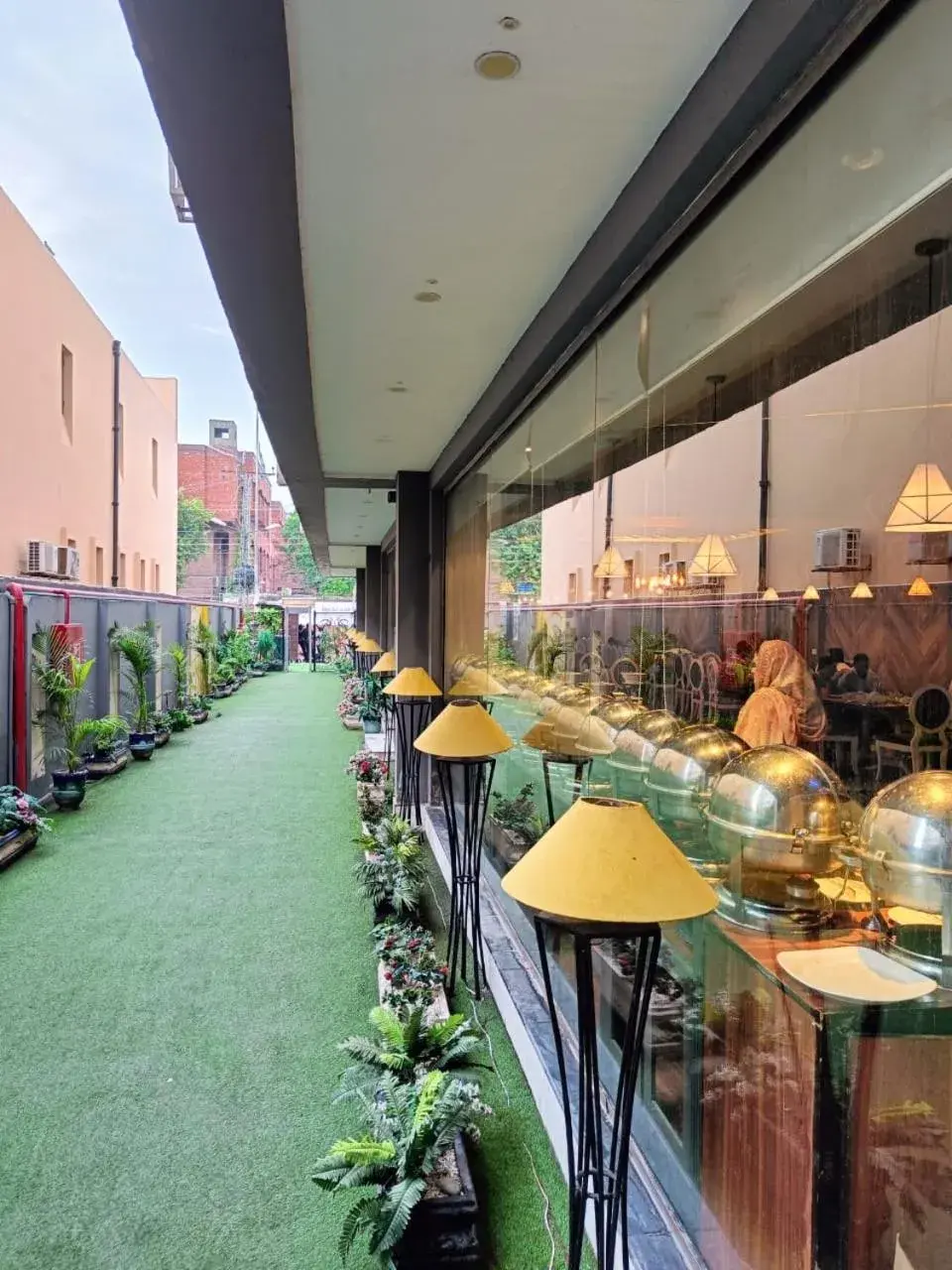 Facade/entrance in Hotel Oban Facade/entrance in Hotel Oban