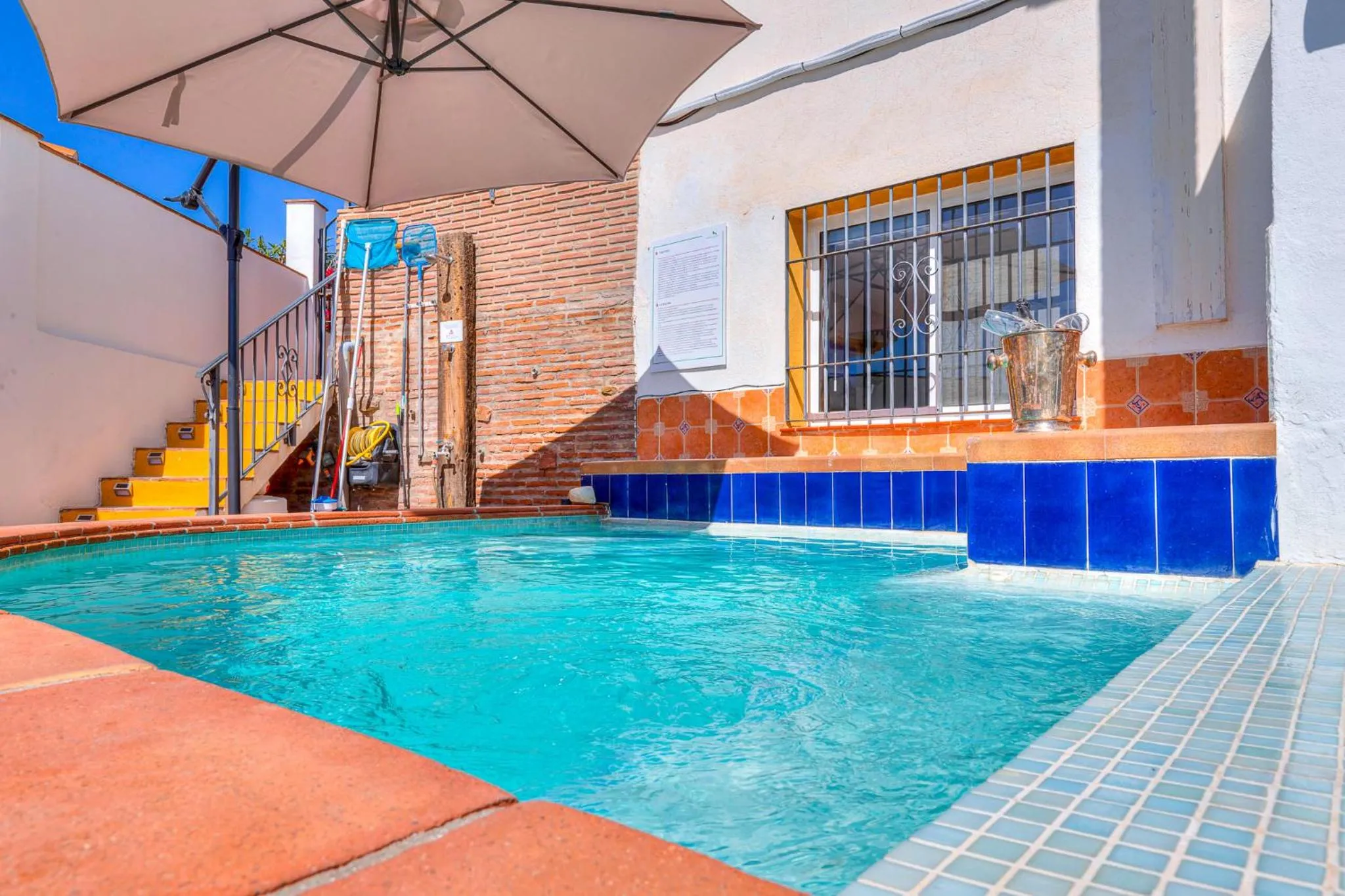 Swimming pool in Monda Heights close to Marbella
