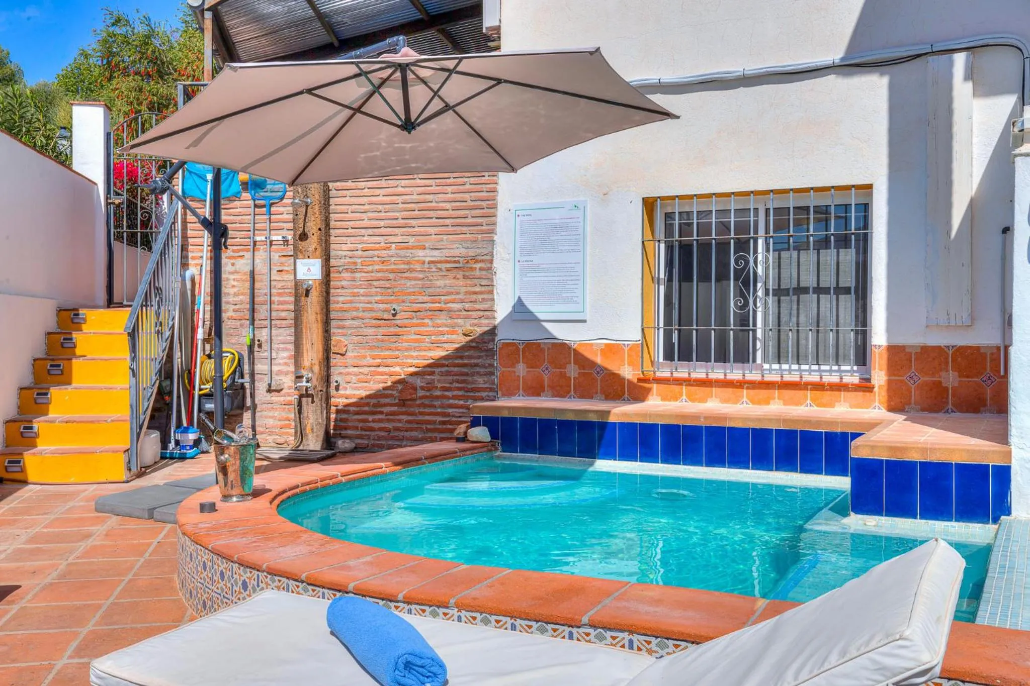 Swimming pool in Monda Heights close to Marbella